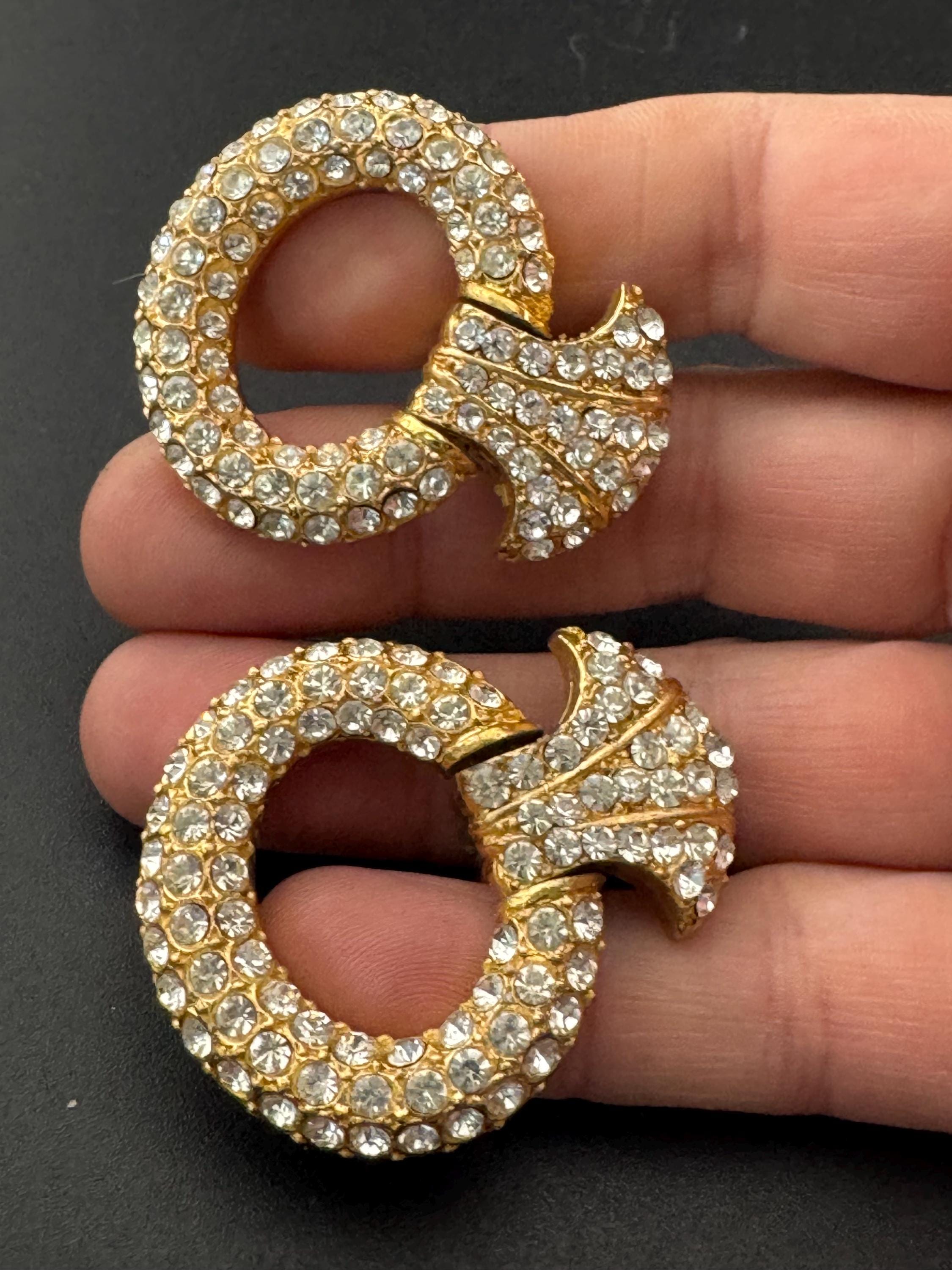 Vintage 3cm wide gold tone clear  diamanté large door knocker clip on earrings