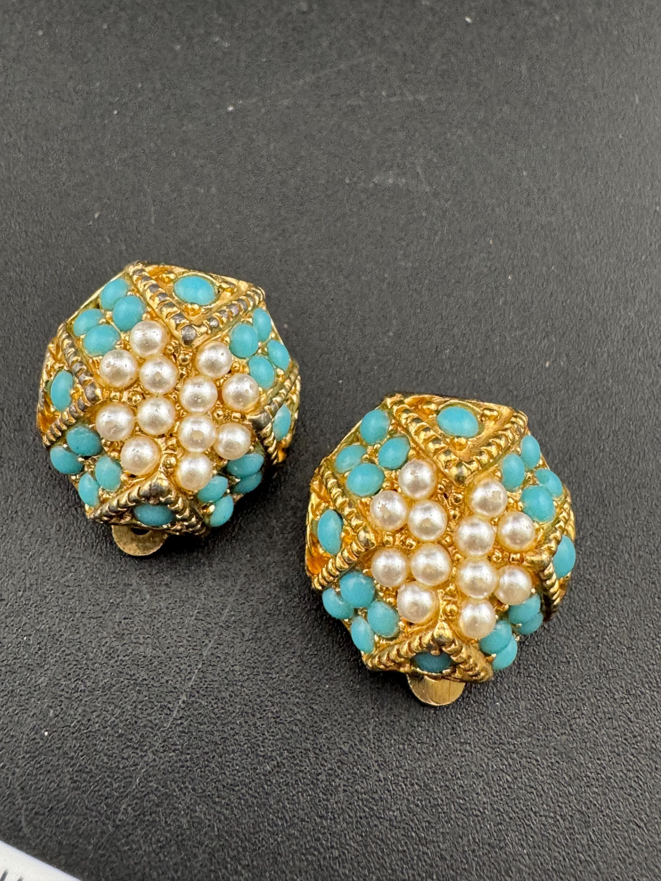Vintage 1970s gold tone faux seed pearl and Turquoise glass diamanté clip on earrings