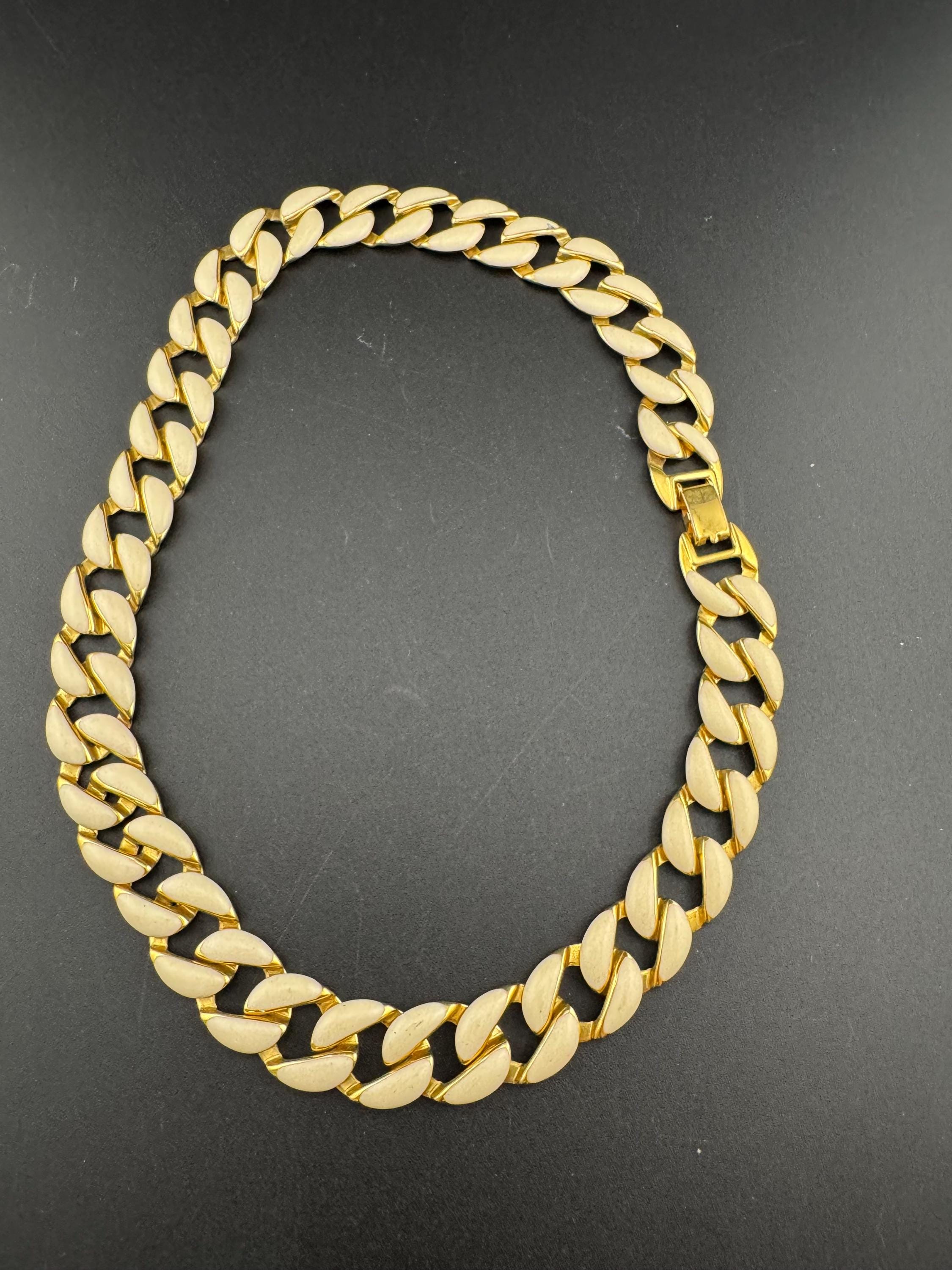 Vintage lightweight gold tone and cream enamel panel link choker necklace 45cm, flat curb chain
