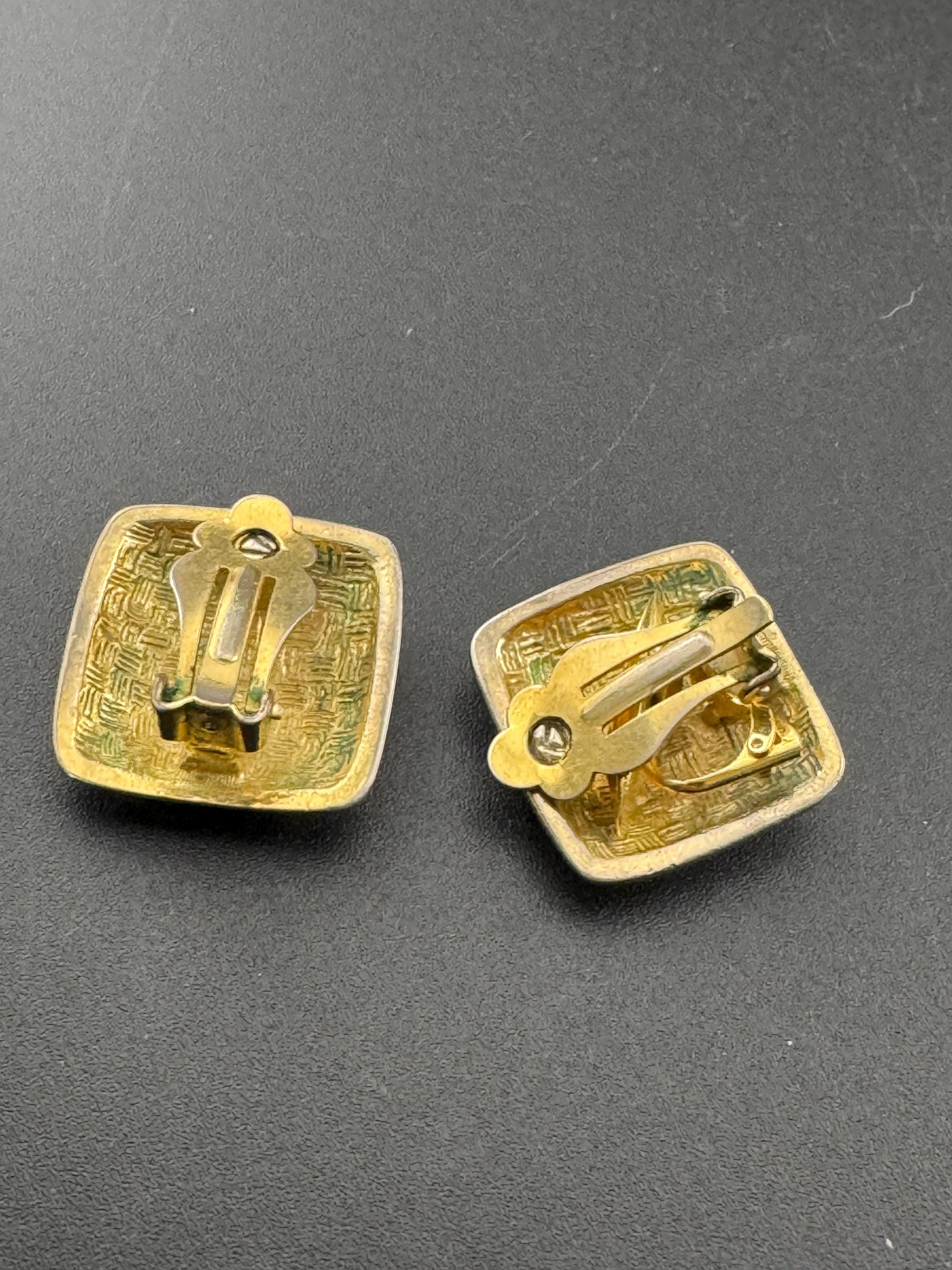 Vintage square Gold tone beige cream enamel with blue and red detailing clip on earrings 1980s 1990s