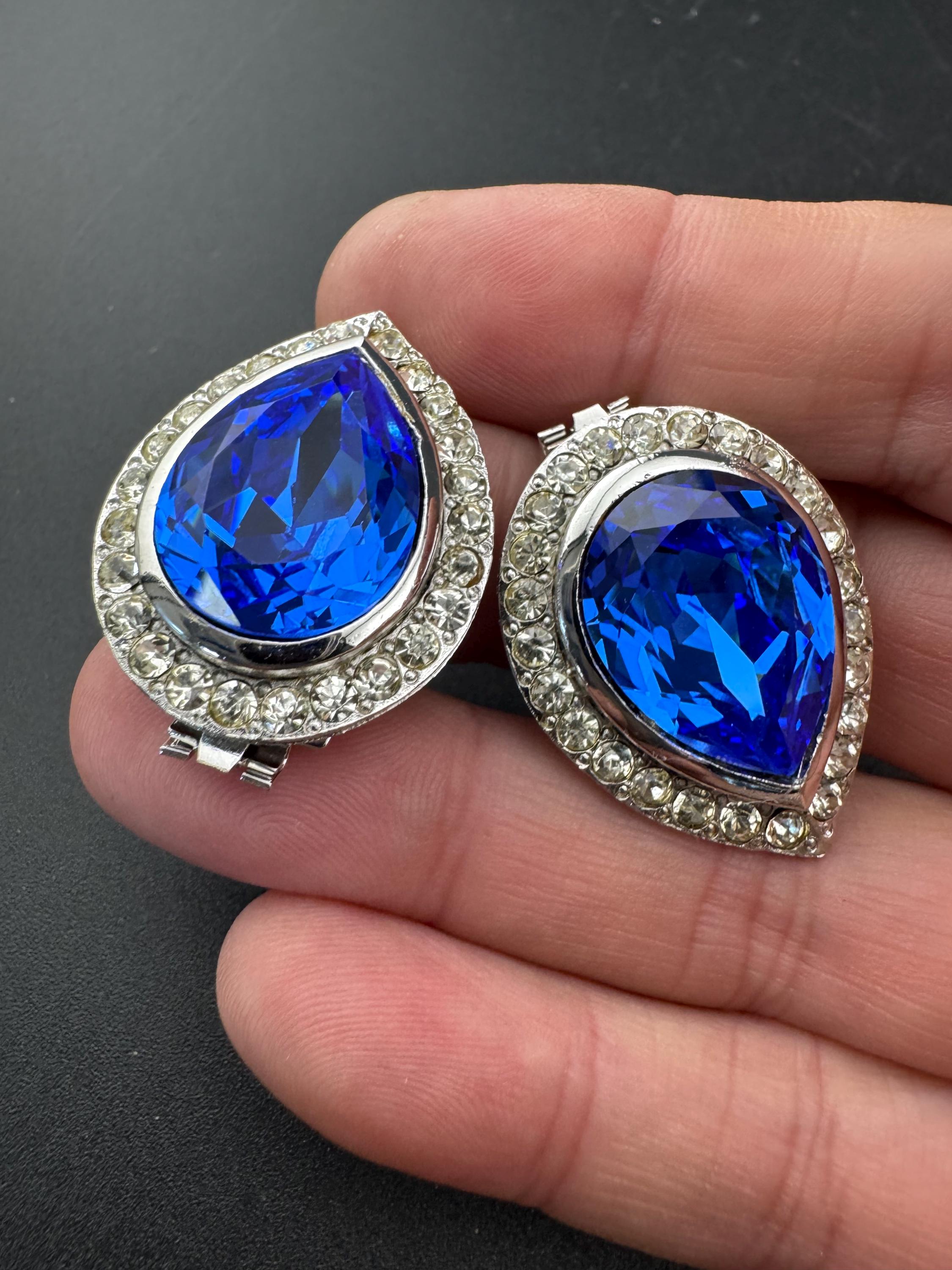 French Bluette Pair of vintage teardrop shoe Clips made with vintage sapphire blue Swarovski Crystal, Art Deco Style