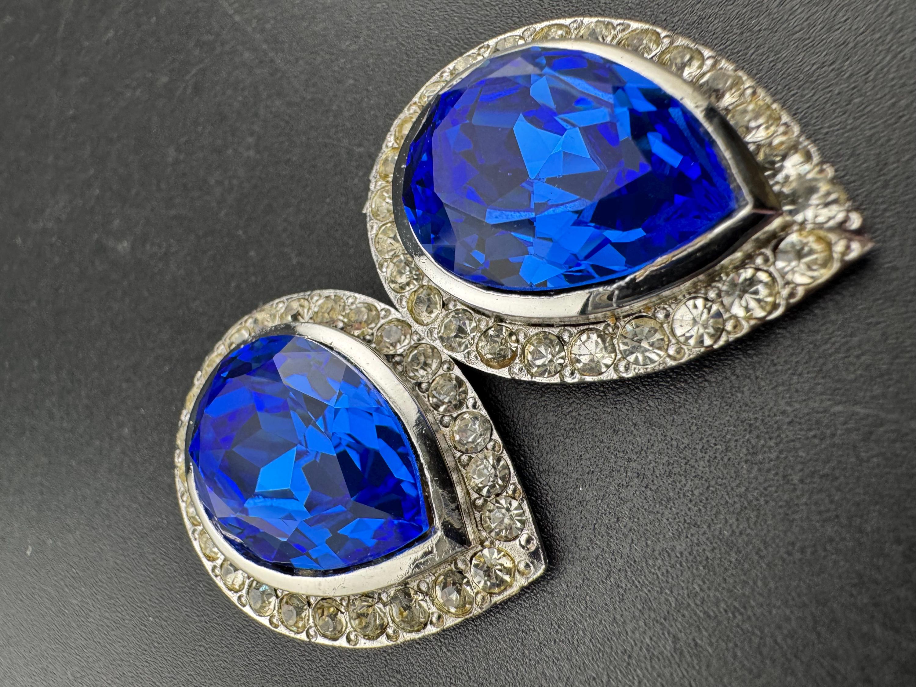 French Bluette Pair of vintage teardrop shoe Clips made with vintage sapphire blue Swarovski Crystal, Art Deco Style