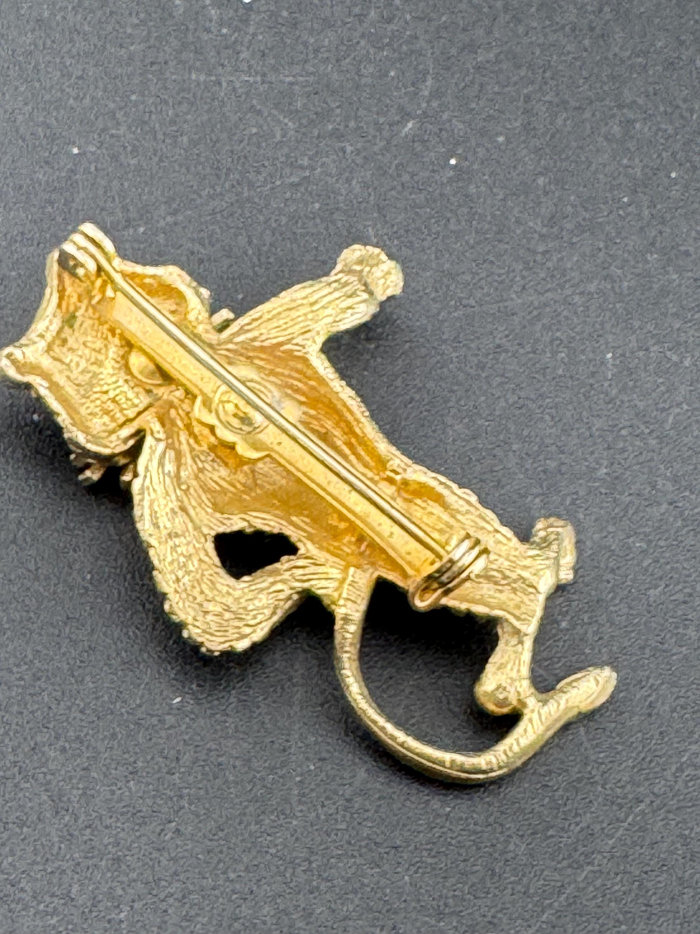 Vintage Big Cat cute stylised lion brooch, gold tone, mid century