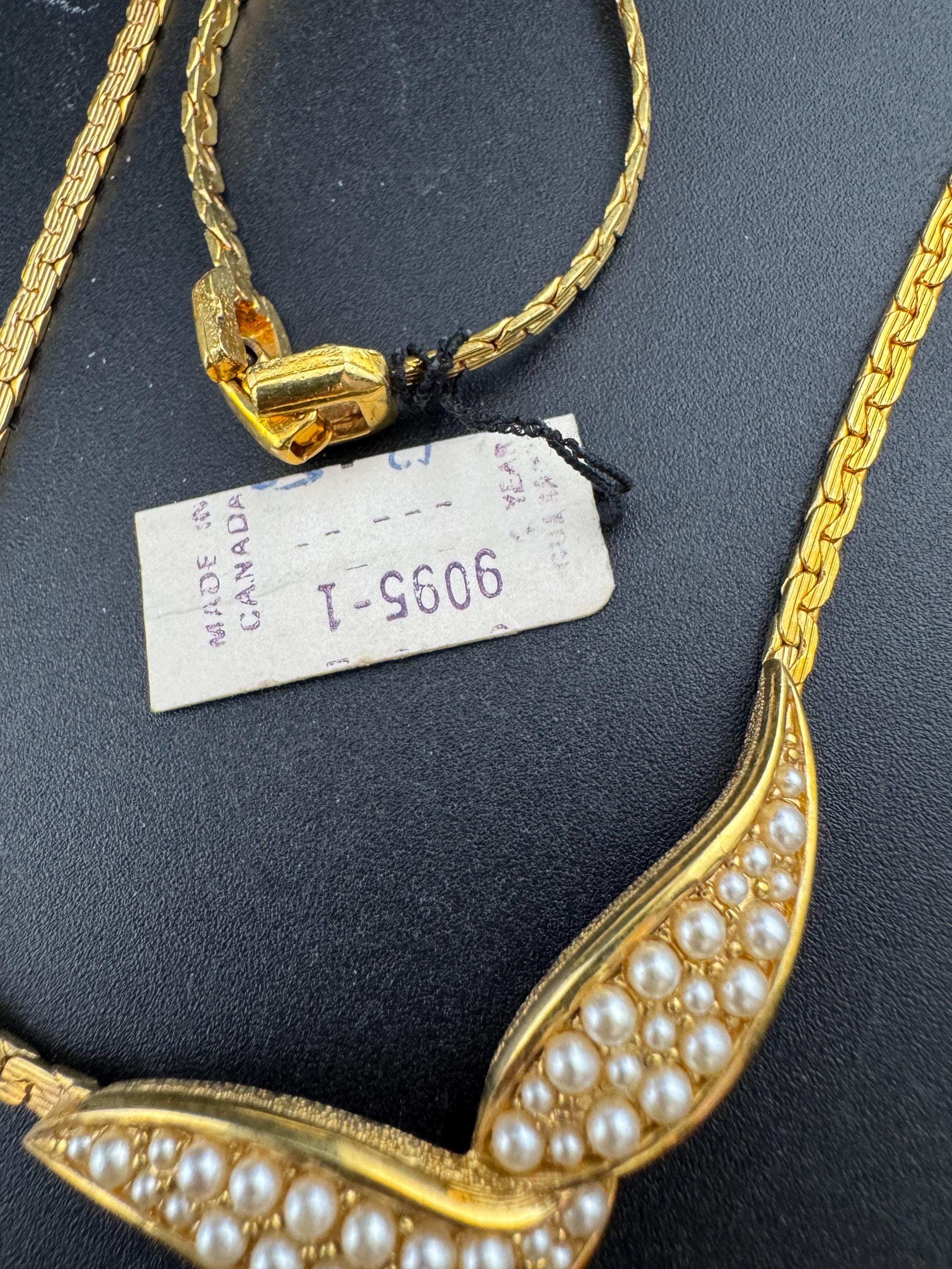 Vintage D’orlan Canada designer 22ct triple gold plated and faux seed pearl chain necklace 63cm
