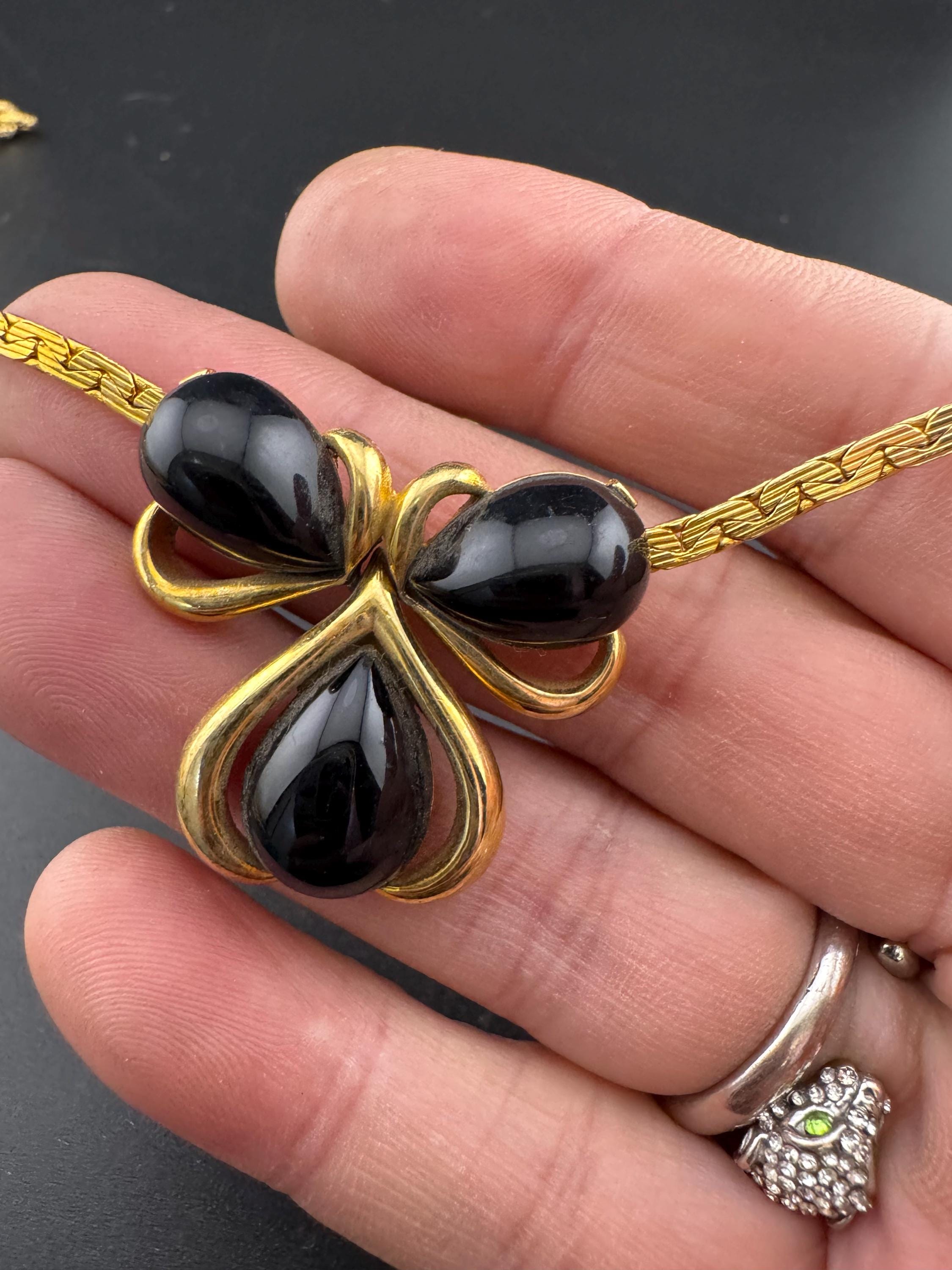 Petite fit Vintage D’orlan Canada designer 22ct triple gold plated black cabochon enamel bow pendant choker necklace 40cm