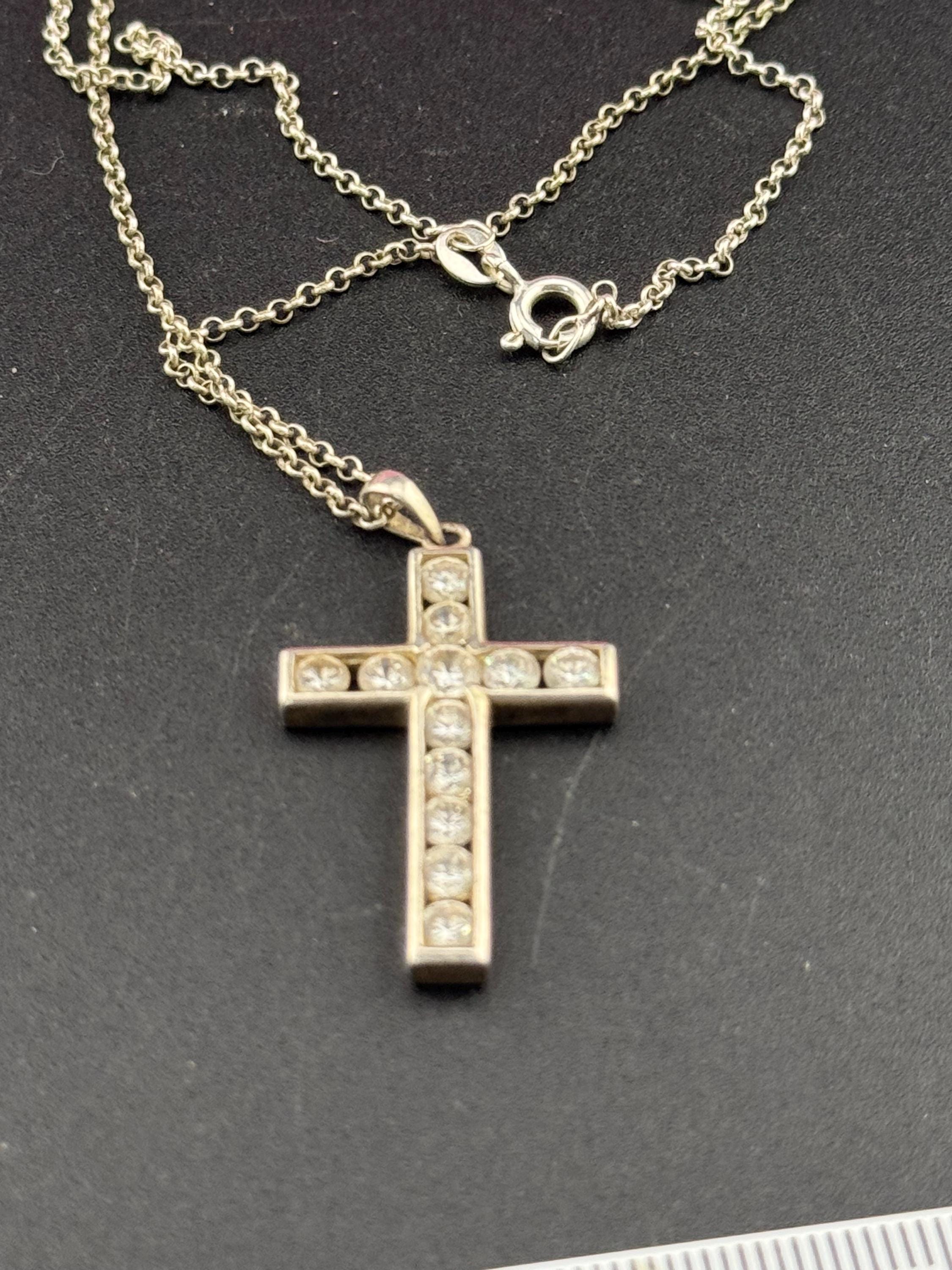 925 Sterling silver religious clear diamanté gem set cross pendant necklace on a 46 cm chain