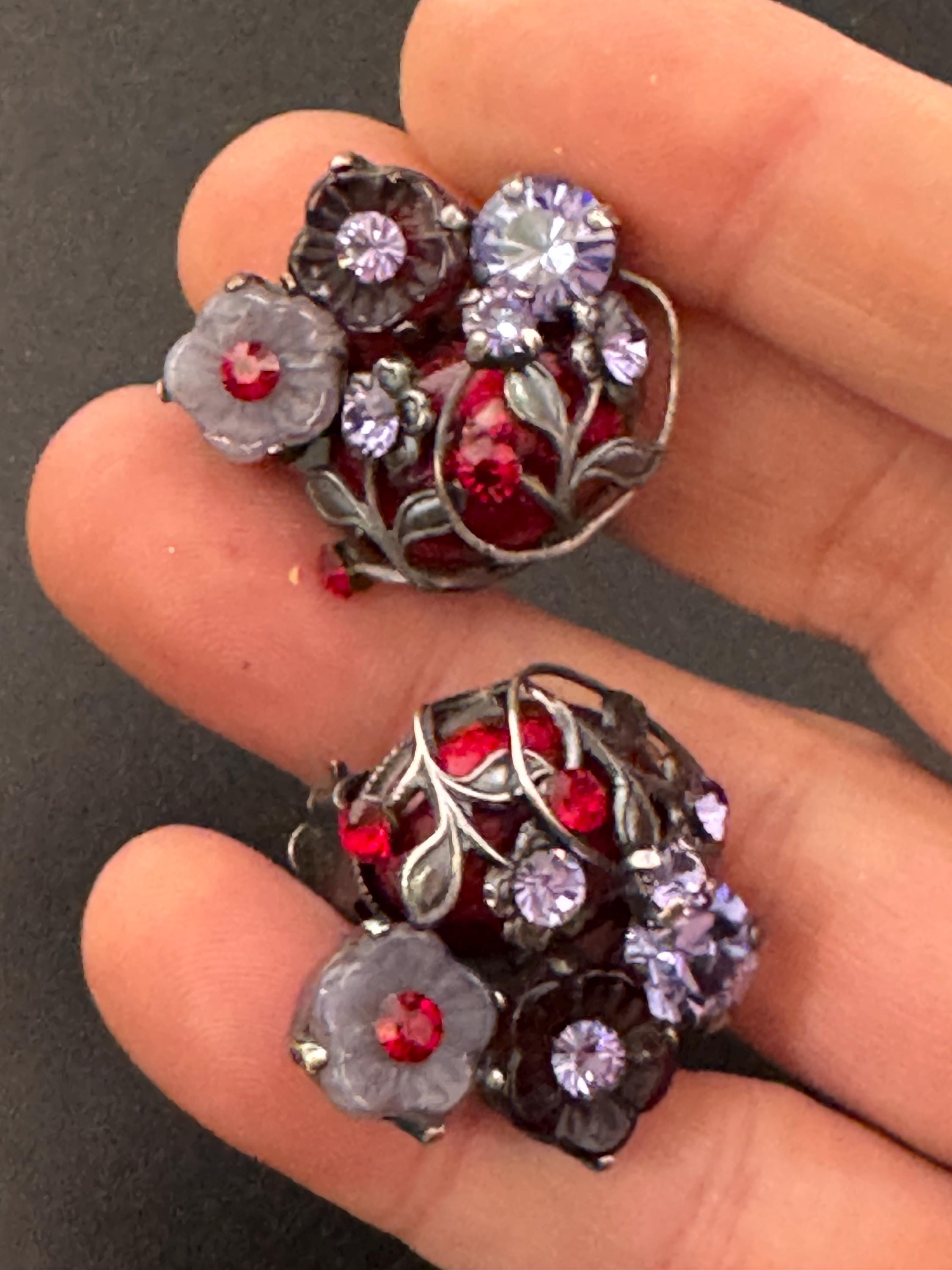 signed Gian Paolo Maria Paris Retro Ruby red and purple glass rhinestone floral statement earrings clip on 3cm dark silver tone