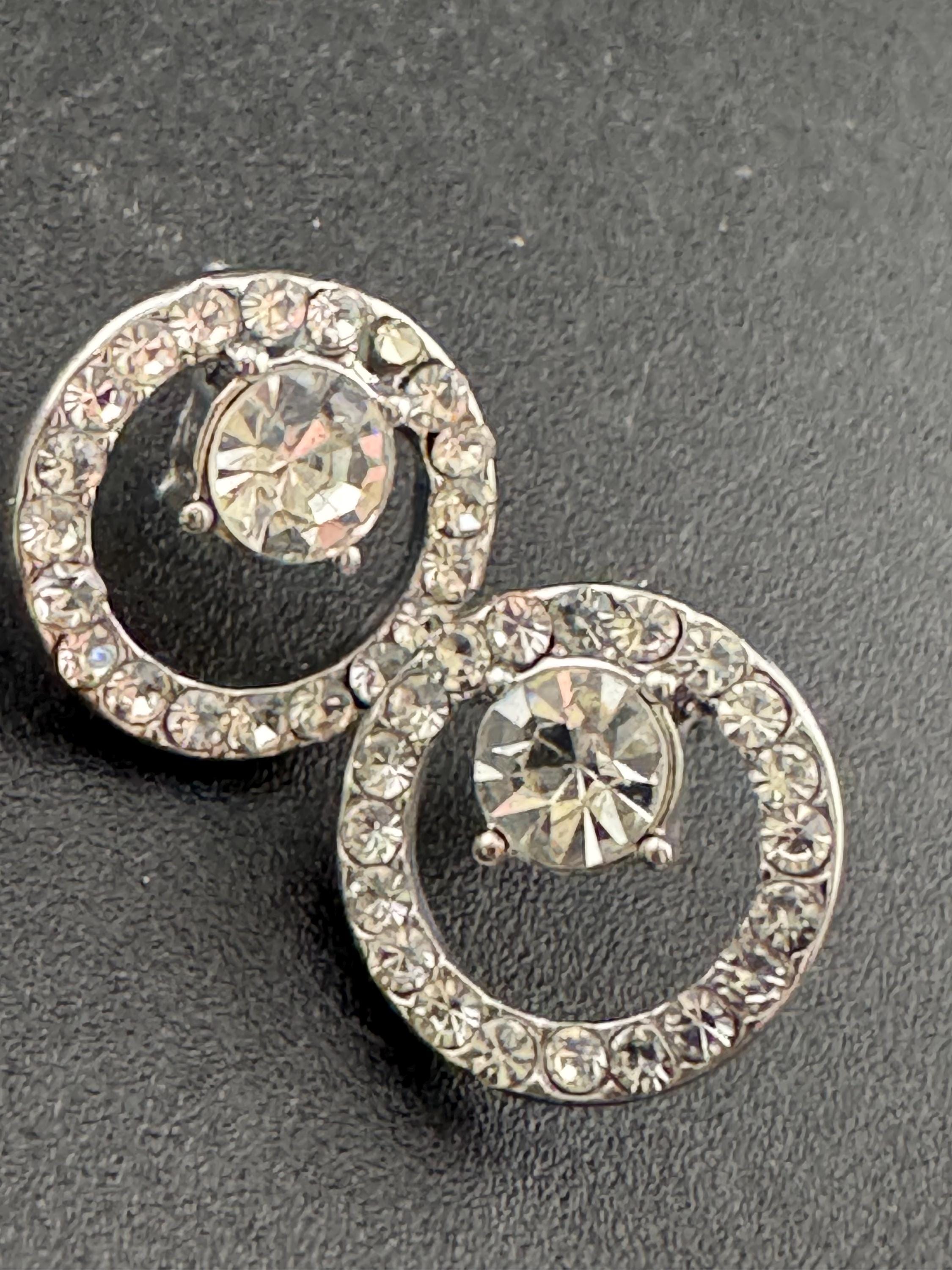 Vintage silver tone clear diamanté paste round stud earrings for pierced ears