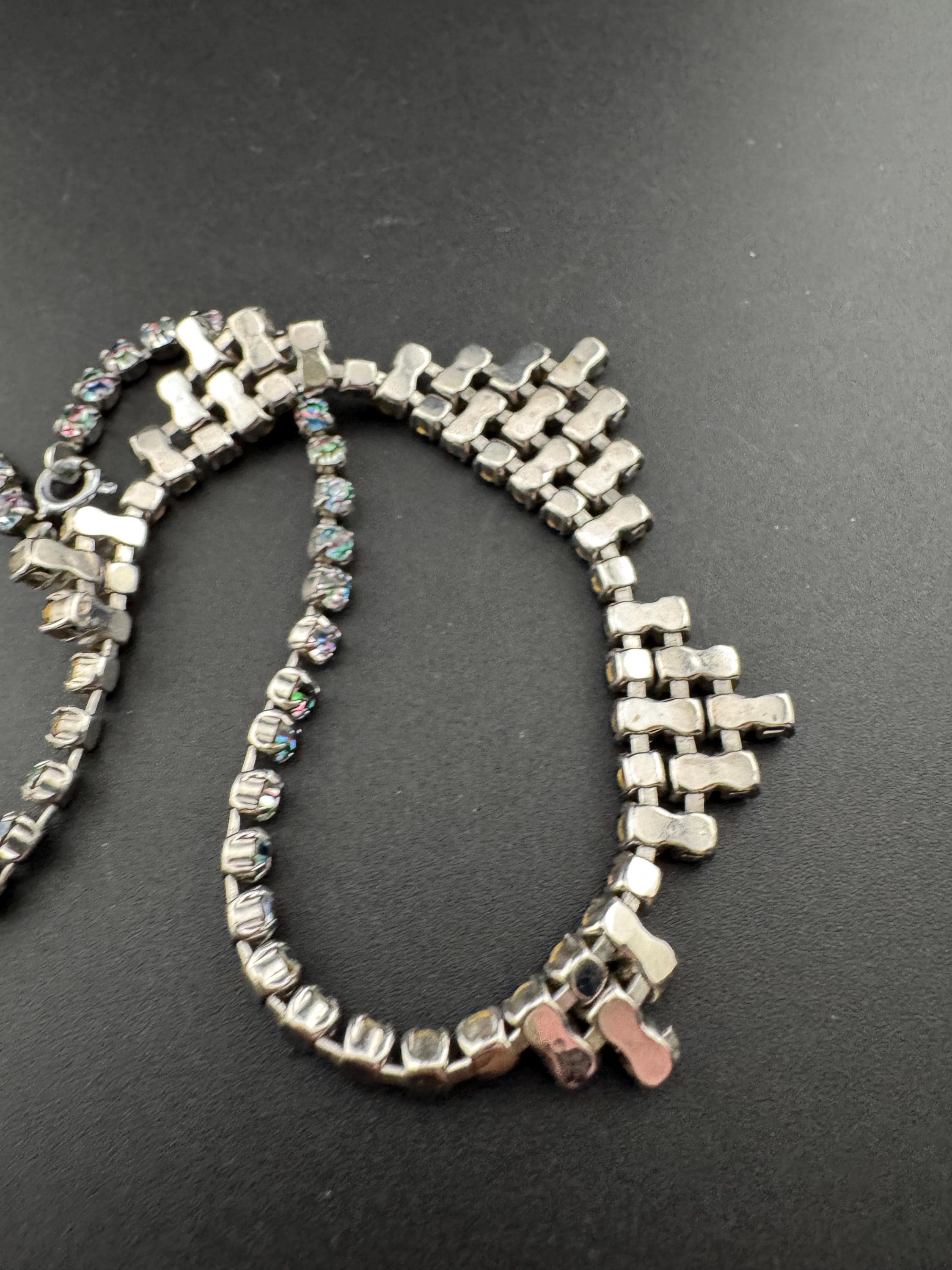 39cm petite fit Art Deco style IRIS GLASS diamante Paste Rhinestone glass necklace silver chrome