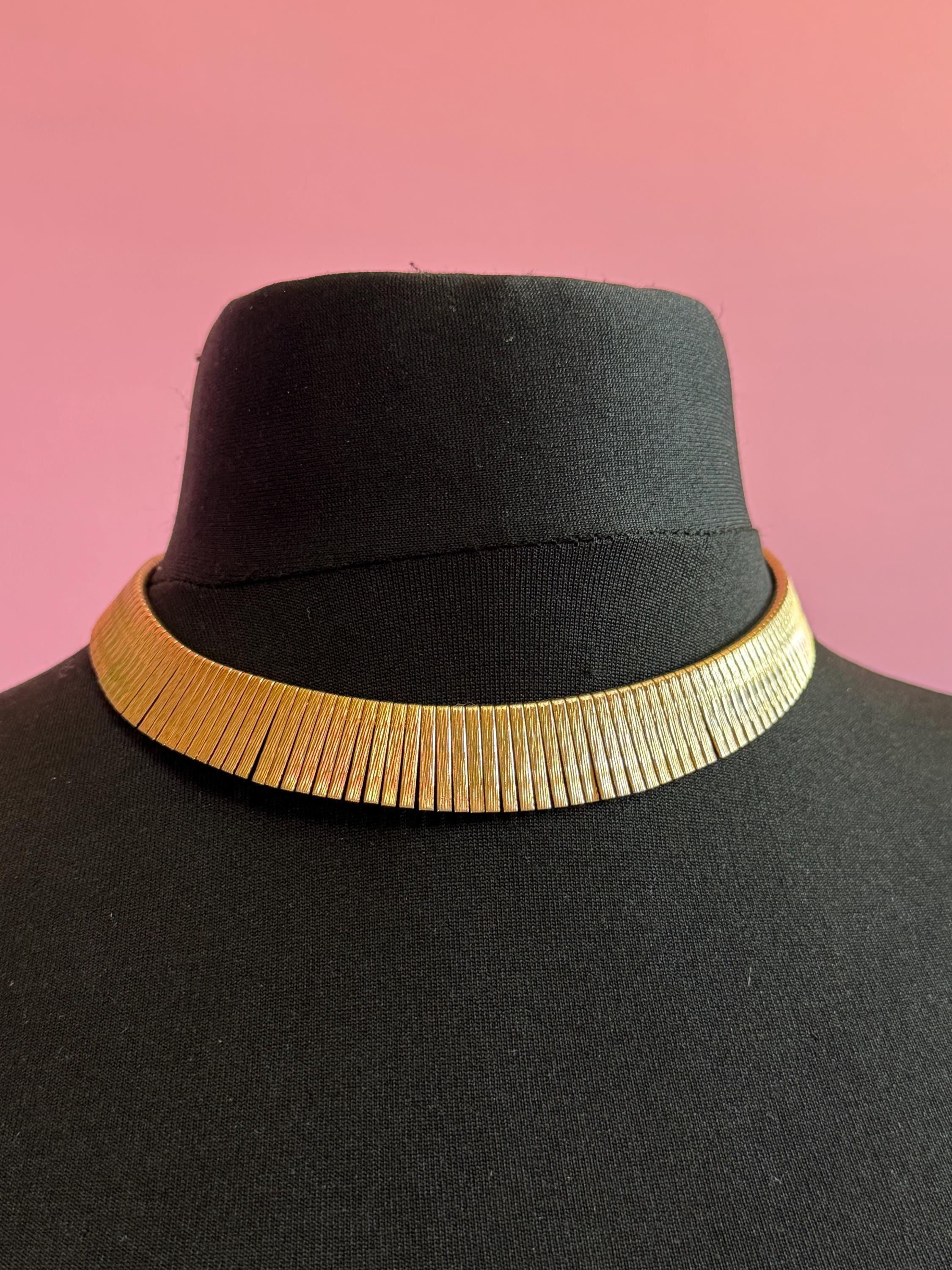 Vintage Egyptian Revival Cleopatra Necklace Wide Link Runway Statement Choker to 43cm