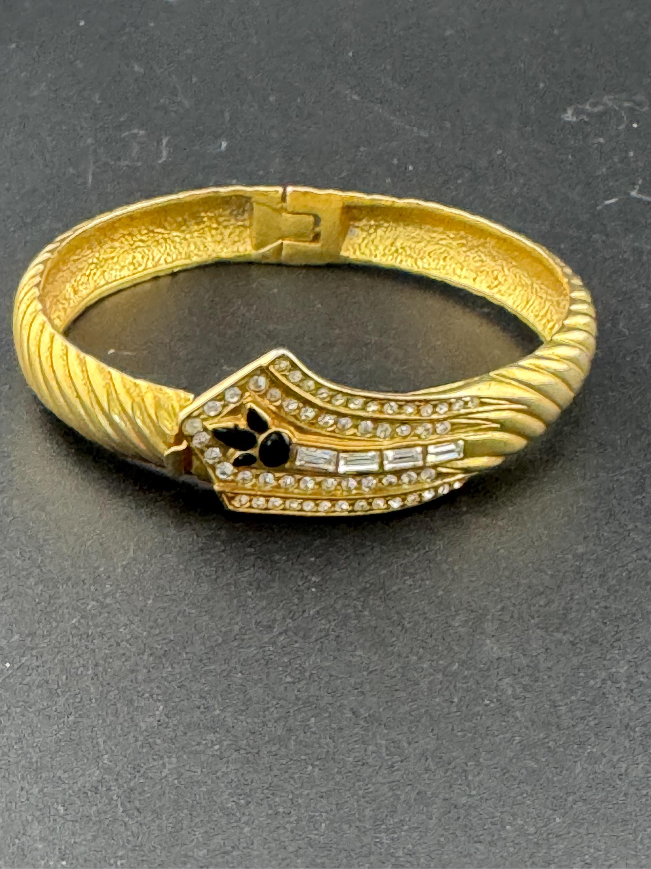Retro clear diamanté crystal and black enamel hinged clamper bangle with baguette paste