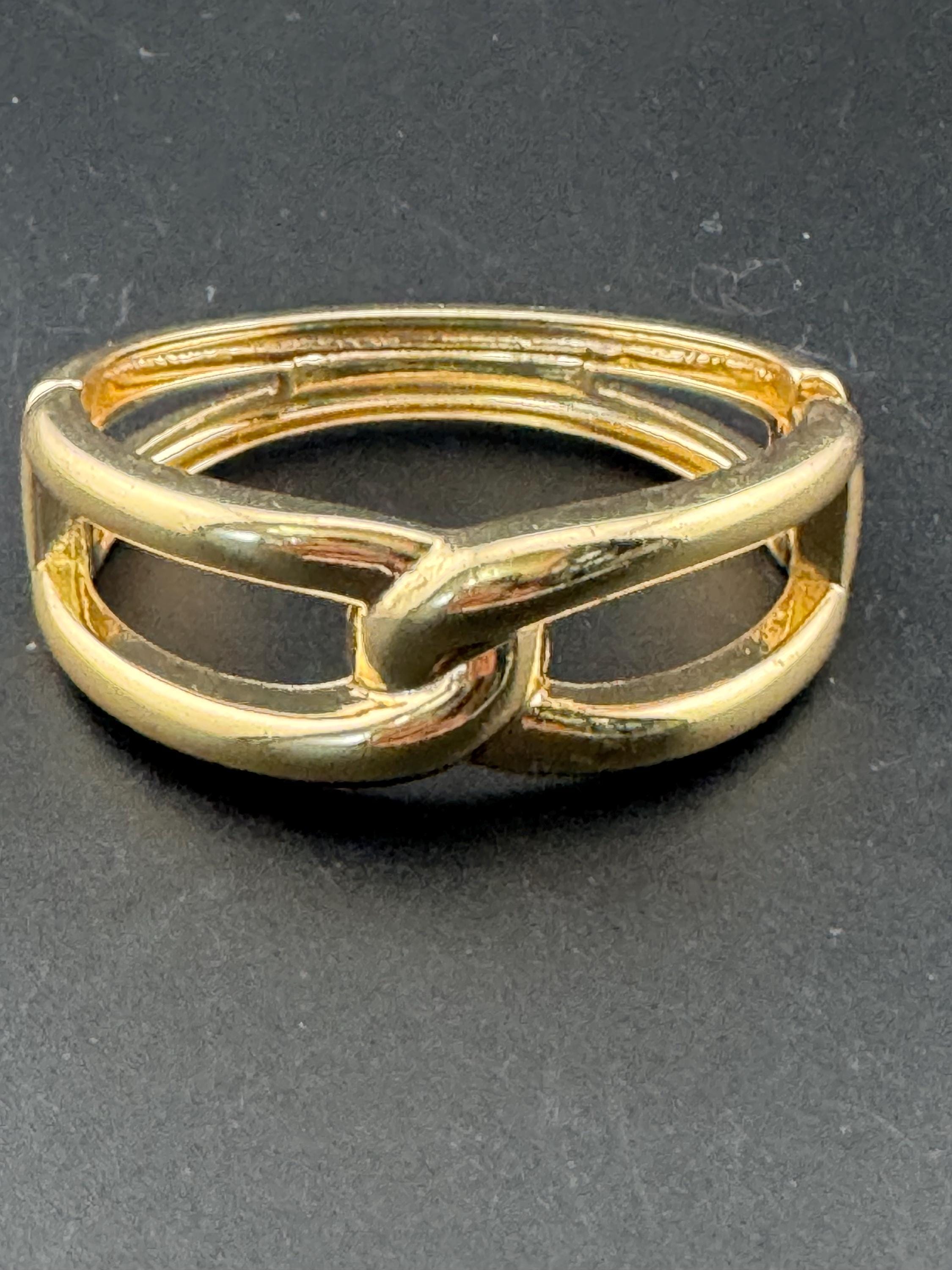 Vintage classic 80s gold tone wide chain link clamper bangle