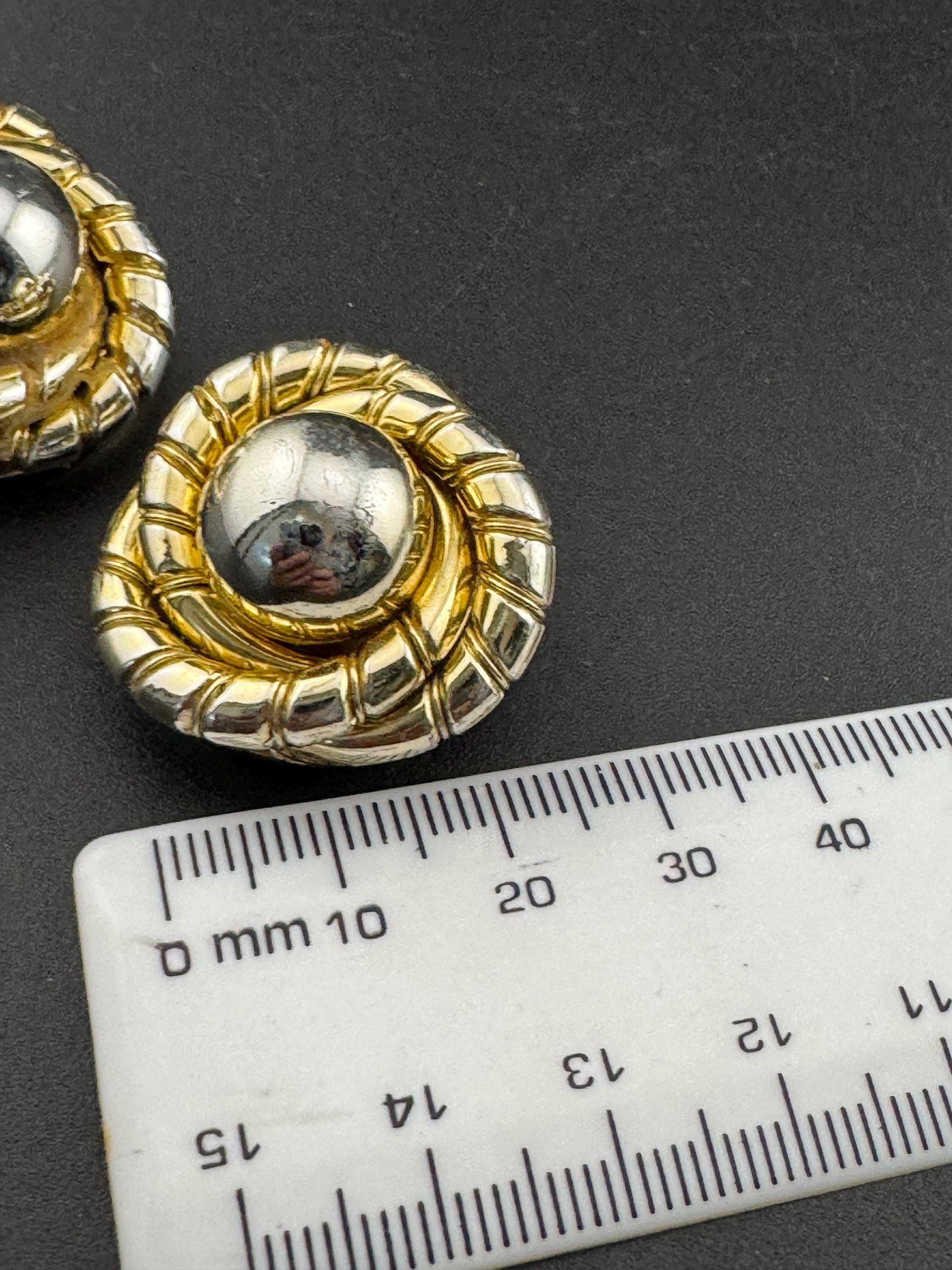 oversized lightweight gold tone ball domed round swirl clip on earrings