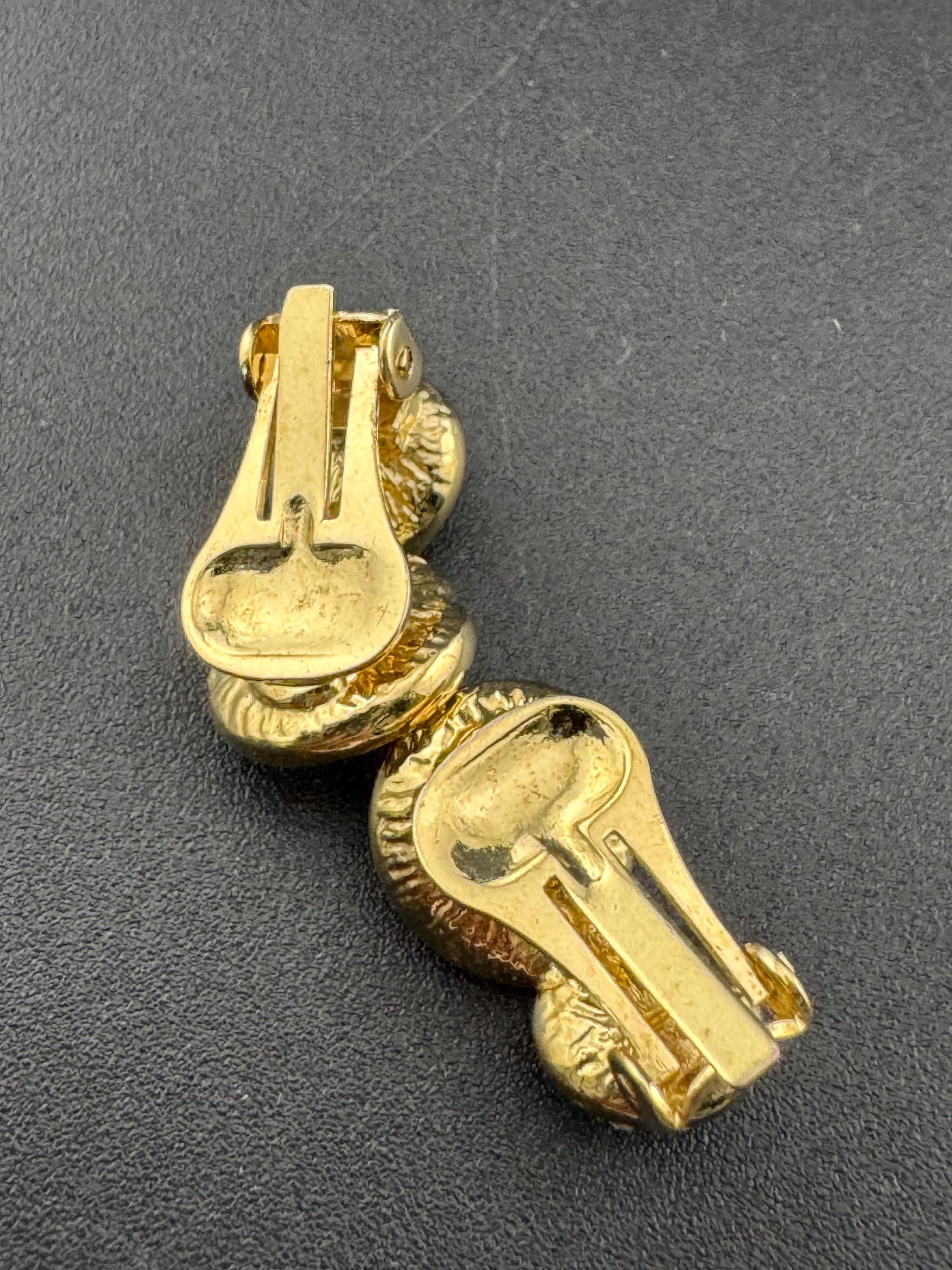 Vintage small brown cognac glass gold tone clip On Earrings