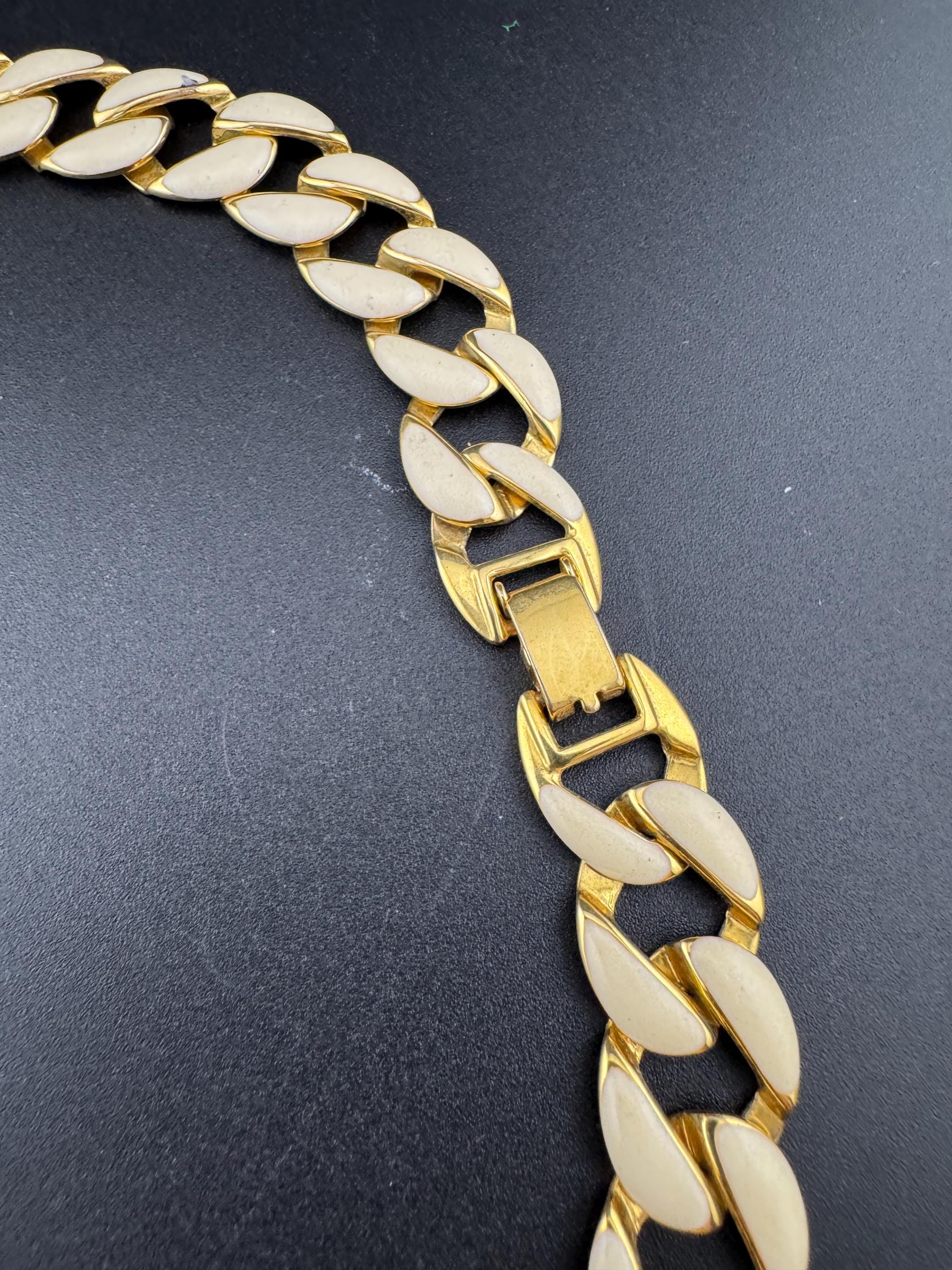 Vintage lightweight gold tone and cream enamel panel link choker necklace 45cm, flat curb chain