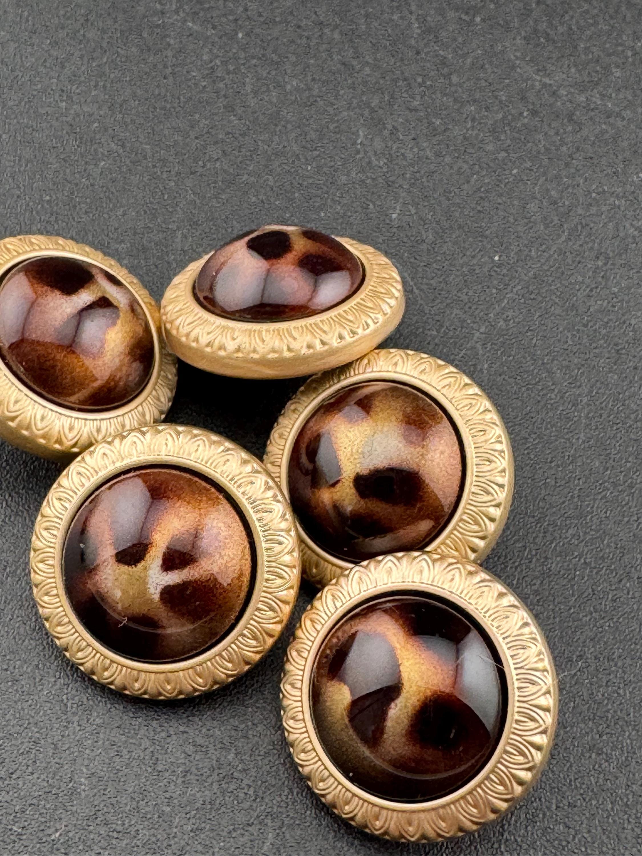 Leopard Print Shank Buttons: Beige Brown Acrylic & Metal, 5 pack