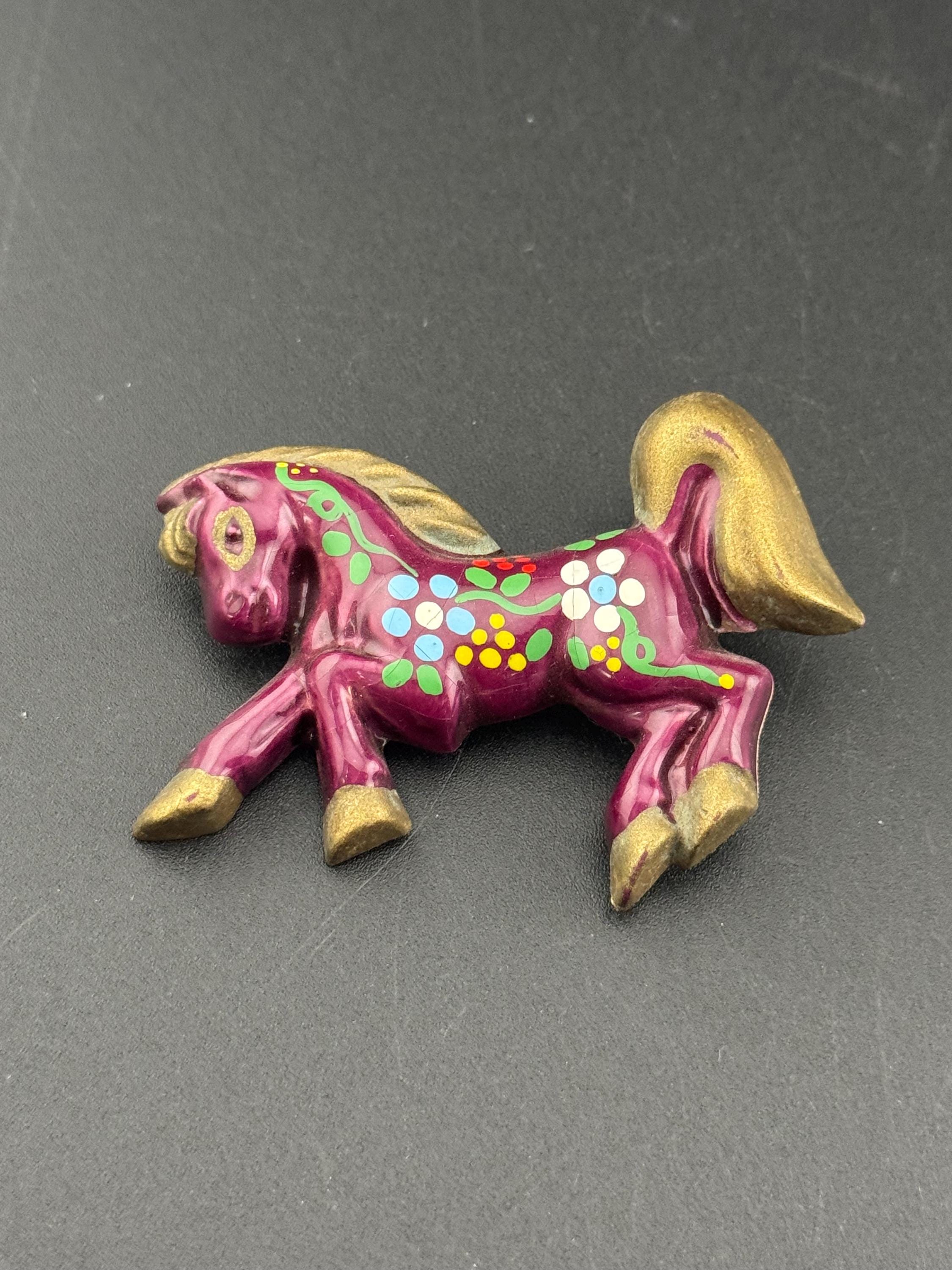 Vintage large dark red ceramic floral hand painted horse brooch super kitsch