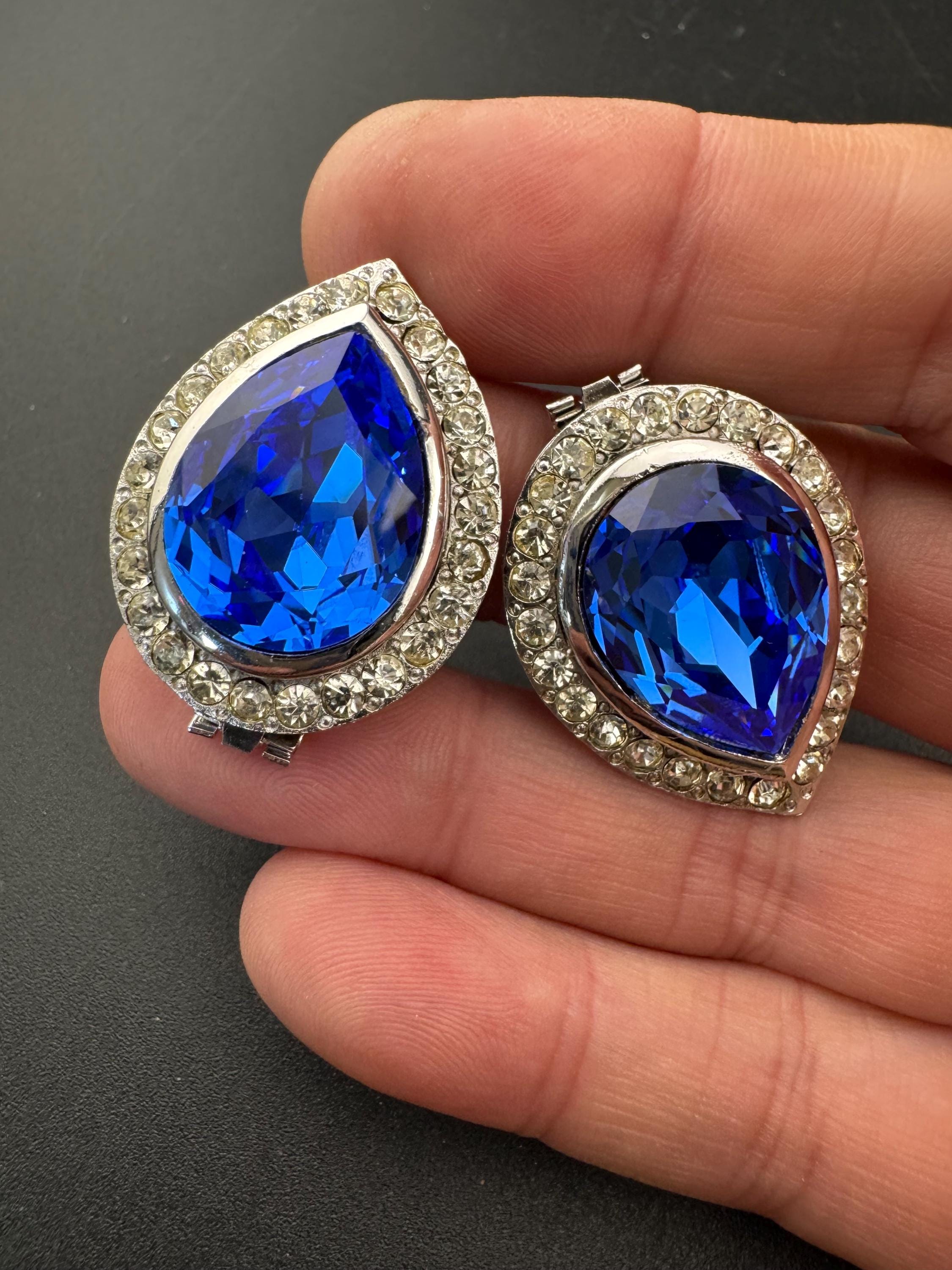 French Bluette Pair of vintage teardrop shoe Clips made with vintage sapphire blue Swarovski Crystal, Art Deco Style