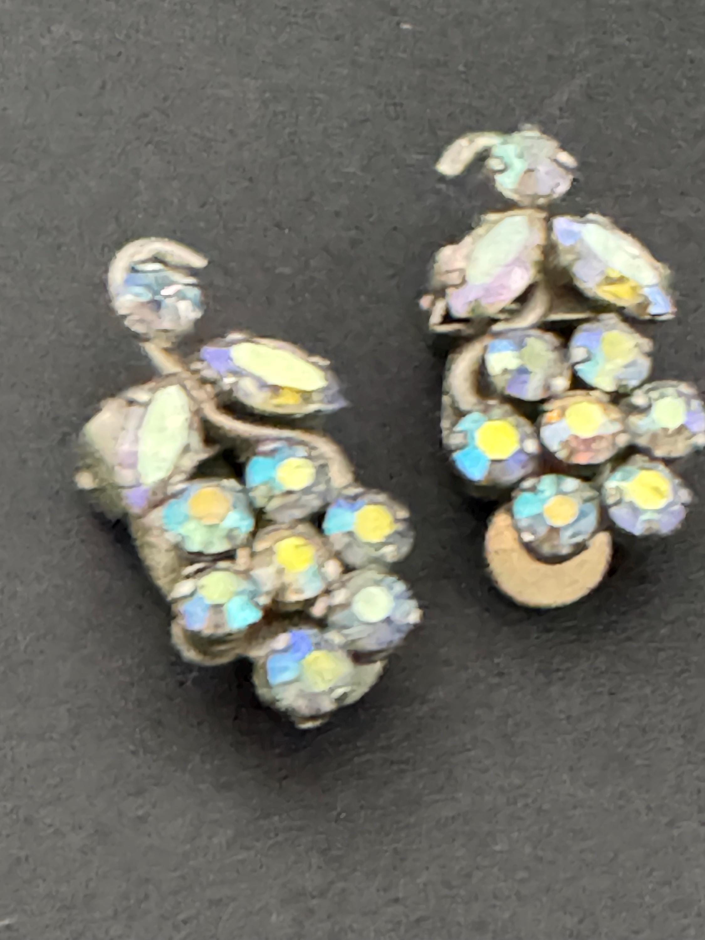 vintage Blue AB aurora borealis glass rhinestone diamante floral Clip on earrings