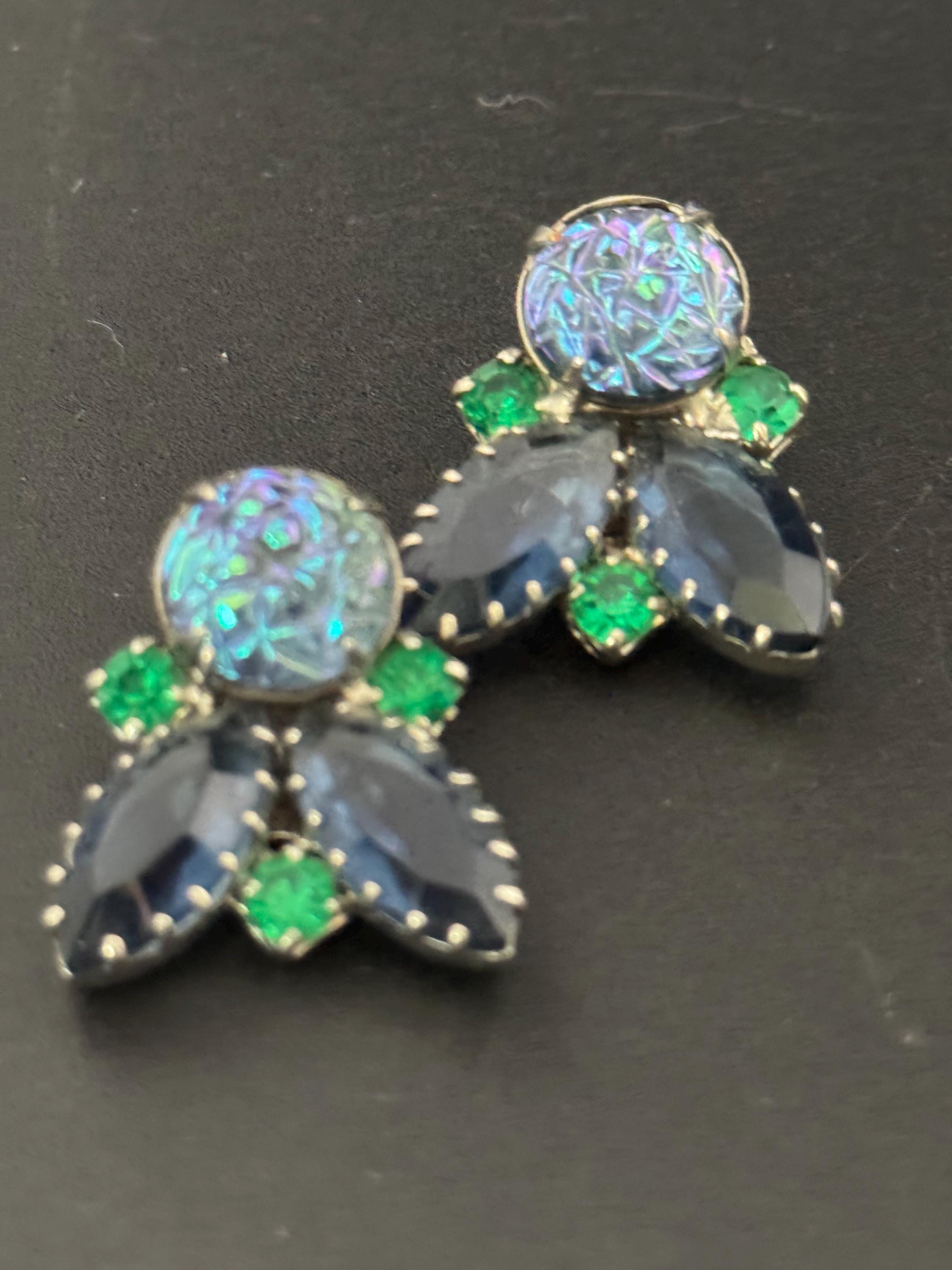 vintage Blue AB aurora borealis glass rhinestone diamante floral Clip on earrings 2.5cm