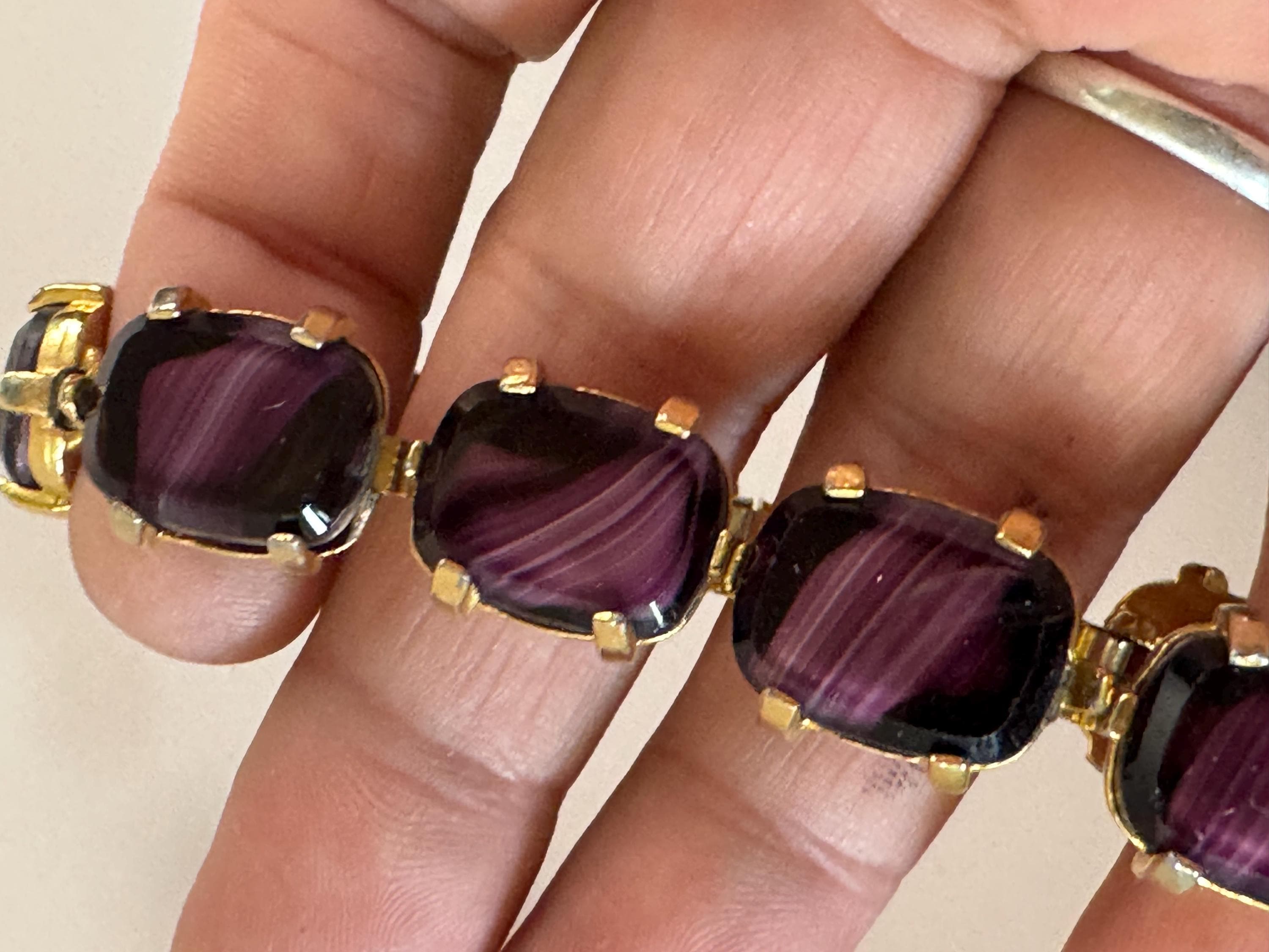 vintage purple givre Glass Gold Tone cocktail bracelet 19cm