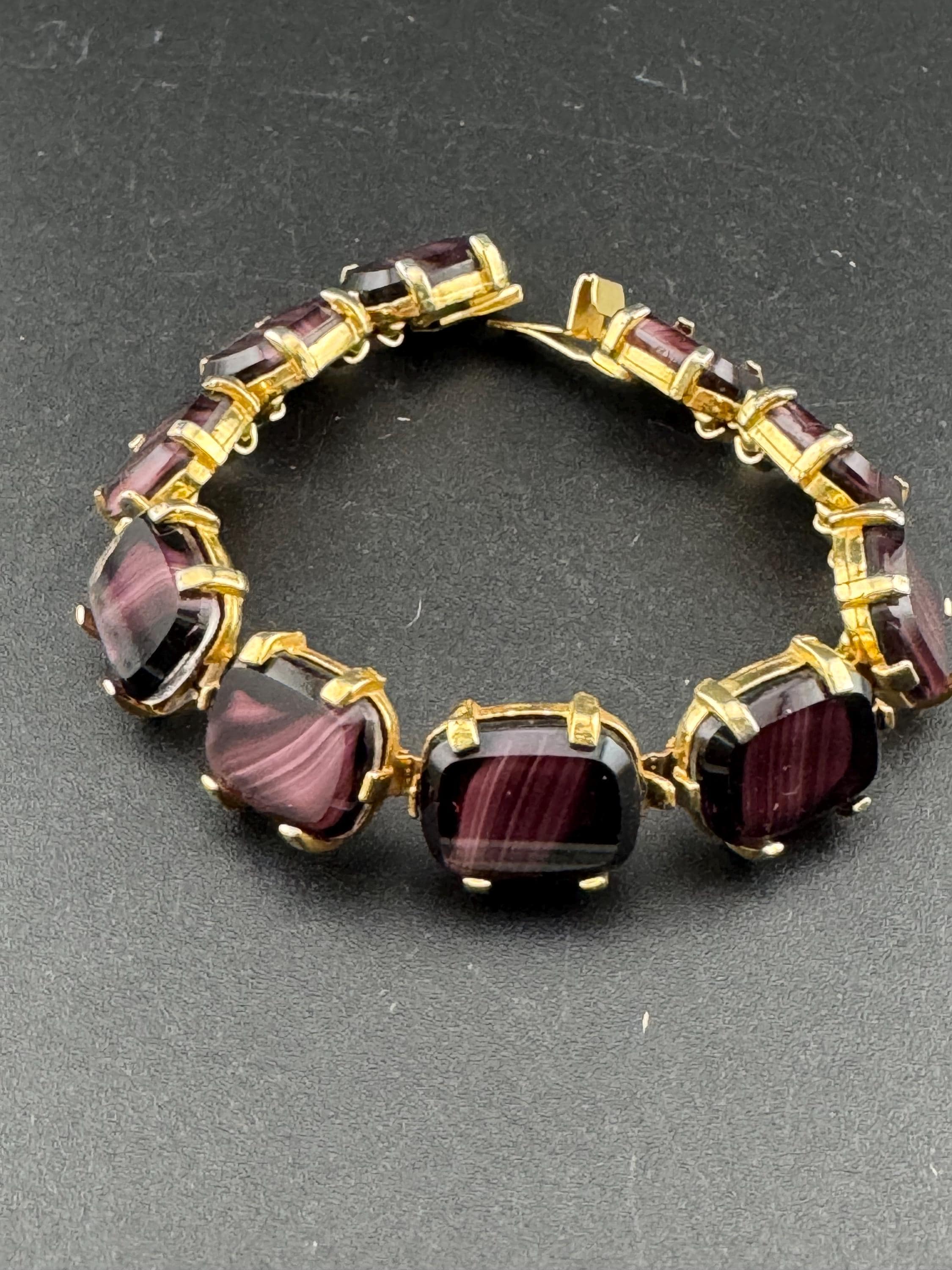vintage purple givre Glass Gold Tone cocktail bracelet 19cm