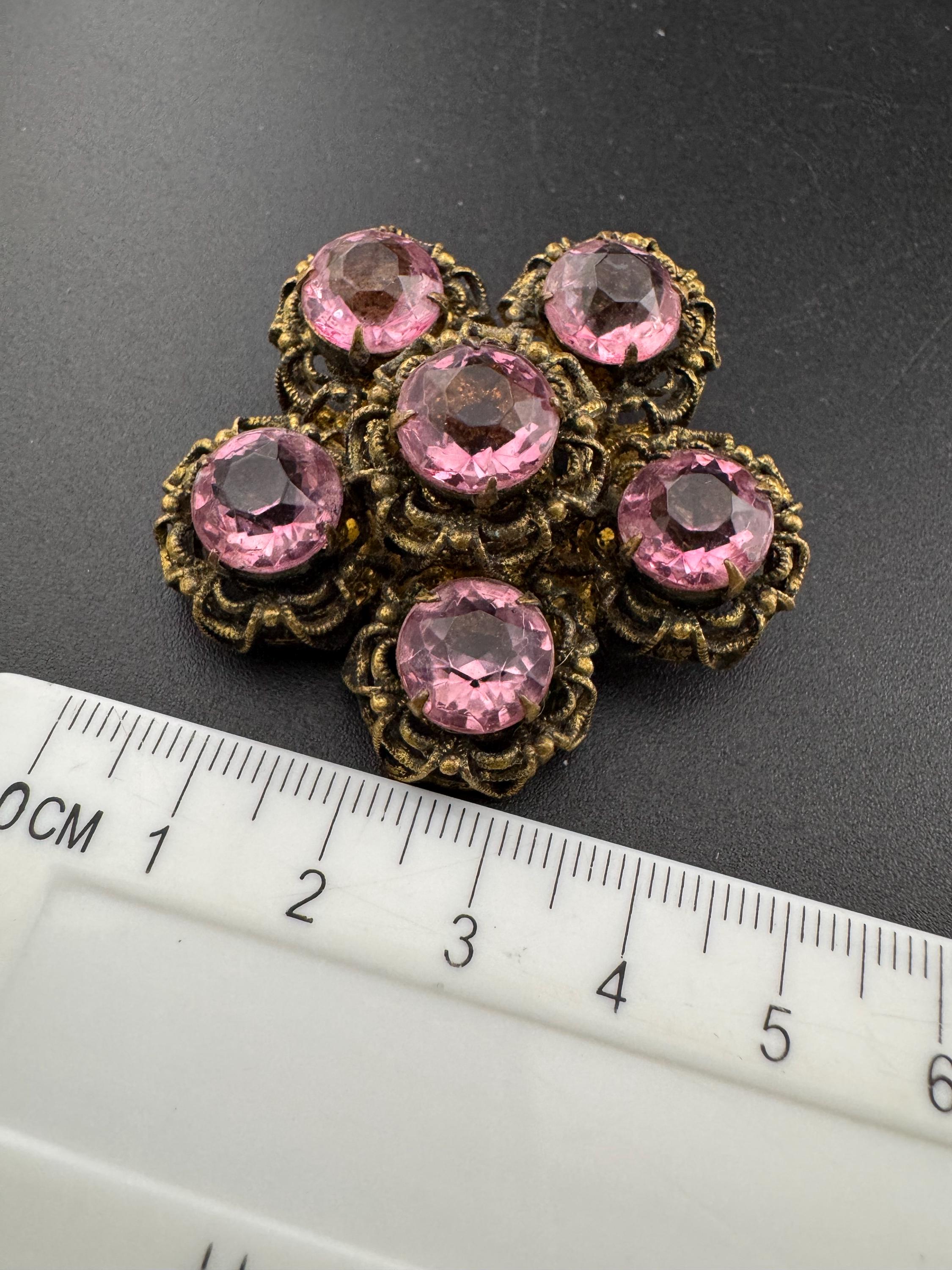 Vintage pink purple large rhinestone paste Diamanté gold tone open crystal floral Brooch, old c clasp