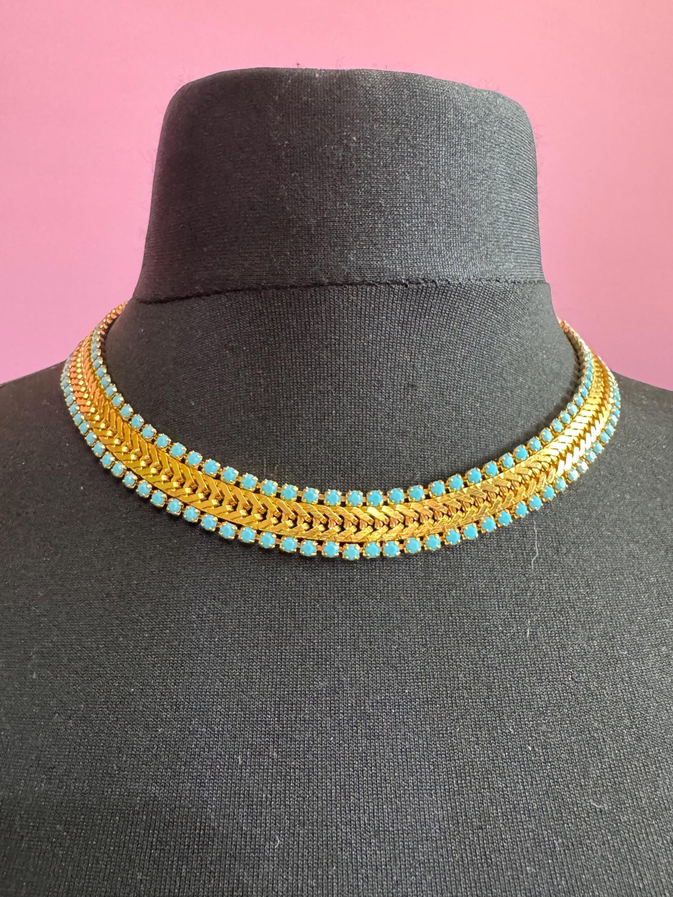 Wide mesh woven choker necklace with turquoise paste stones 1960s gold tone 43cm