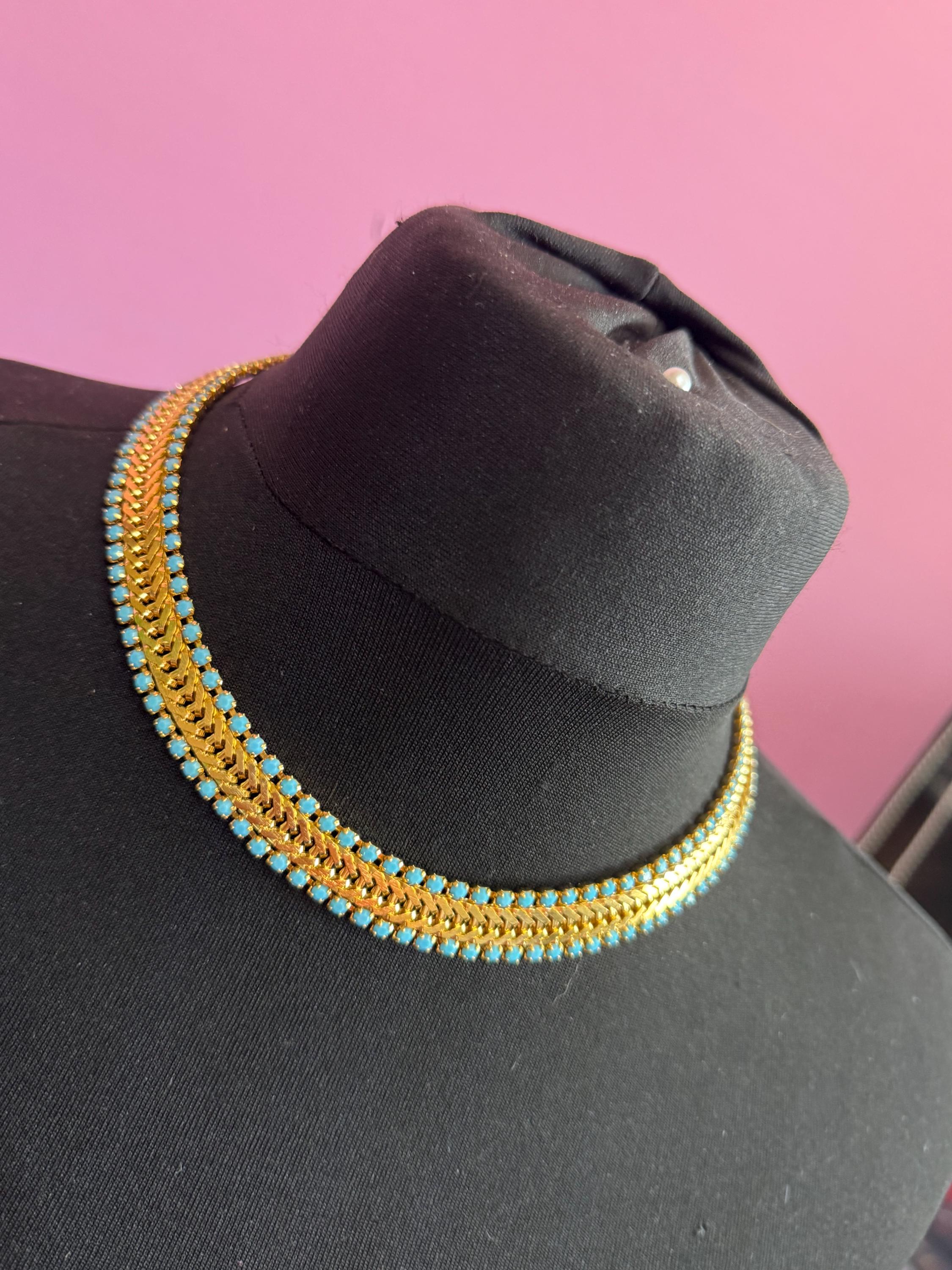 Wide mesh woven choker necklace with turquoise paste stones 1960s gold tone 43cm