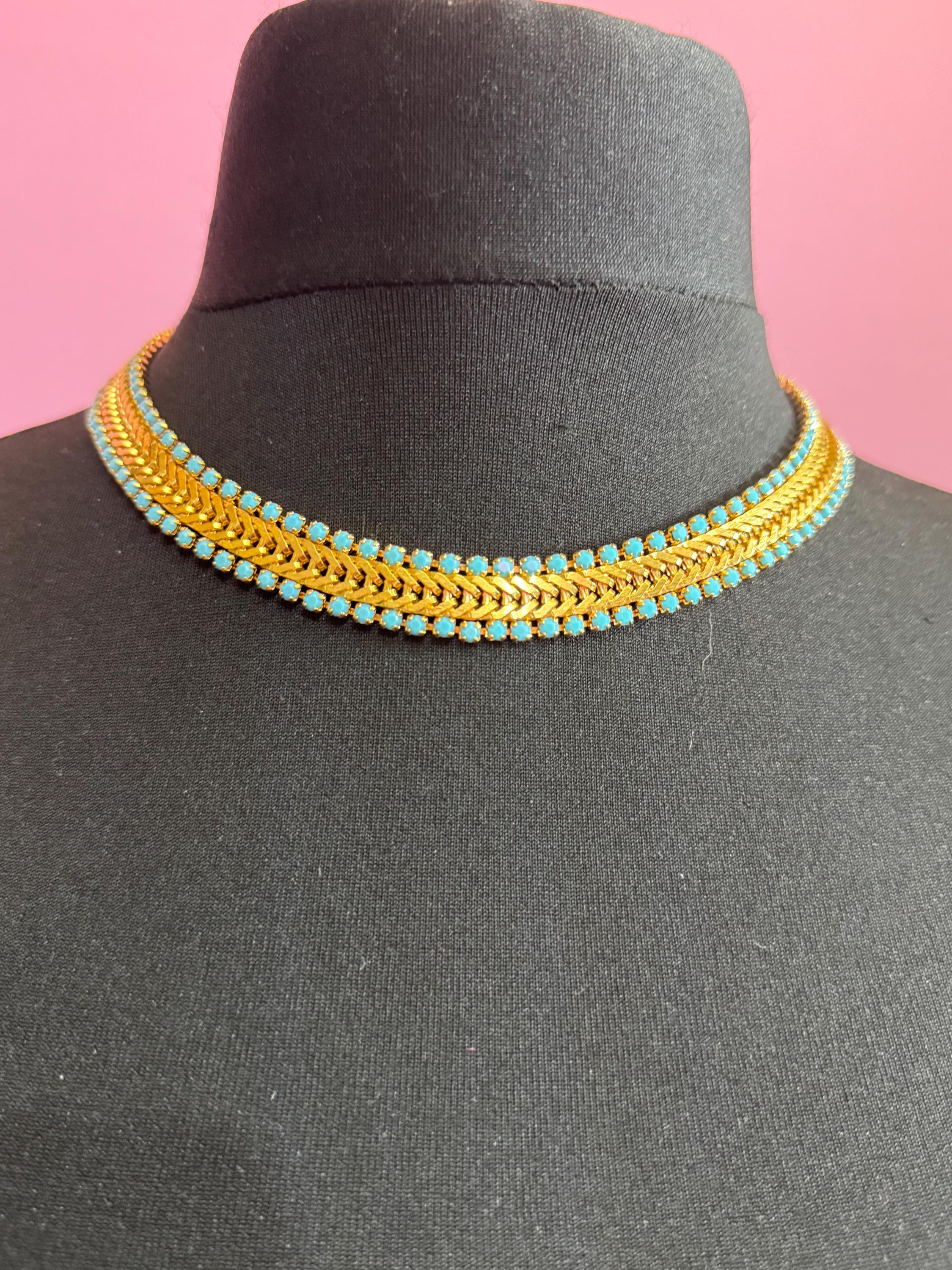Wide mesh woven choker necklace with turquoise paste stones 1960s gold tone 43cm