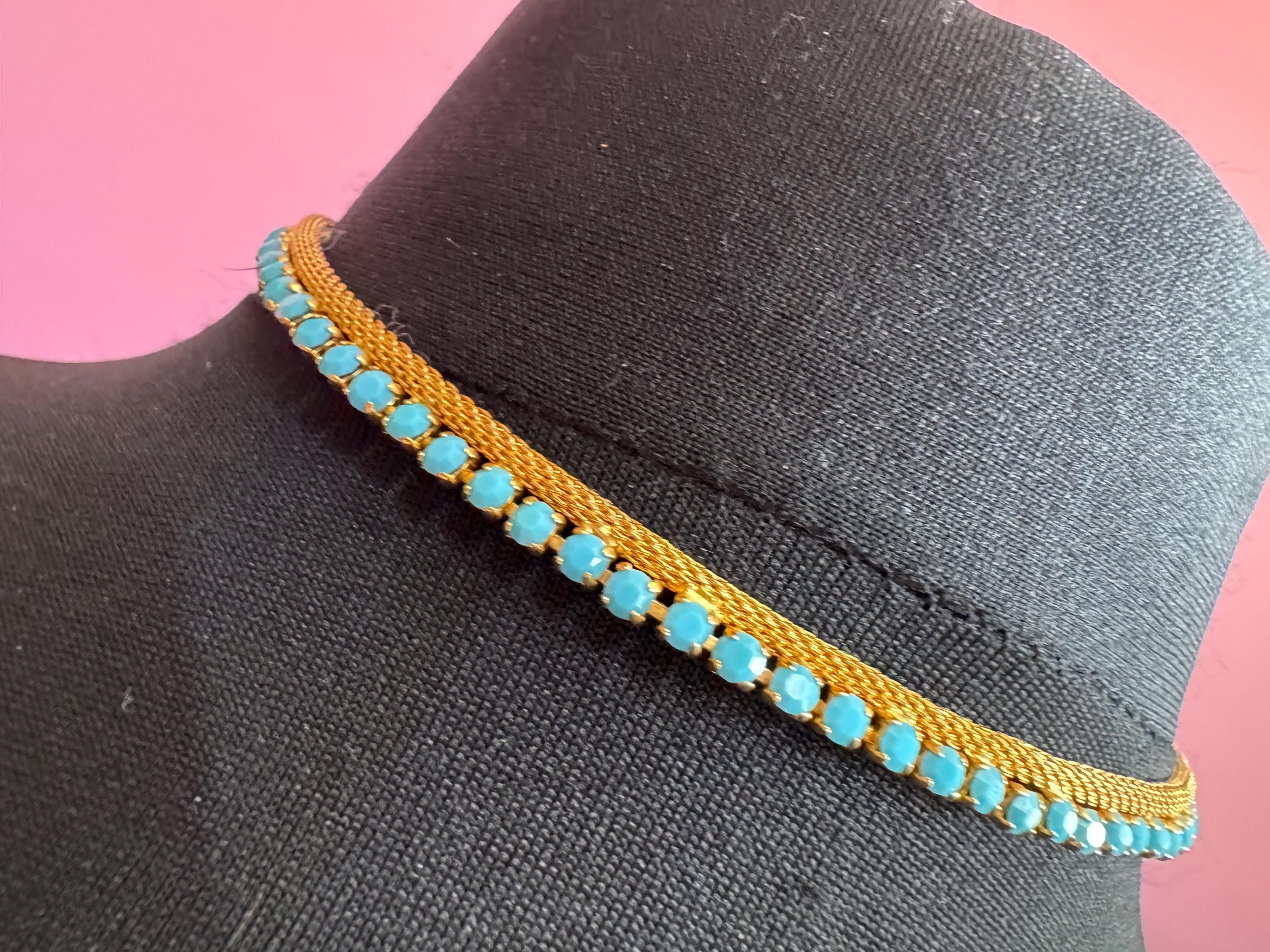 Petite 39cm Vintage 1960s gold tone mesh chain choker necklace turquoise stones