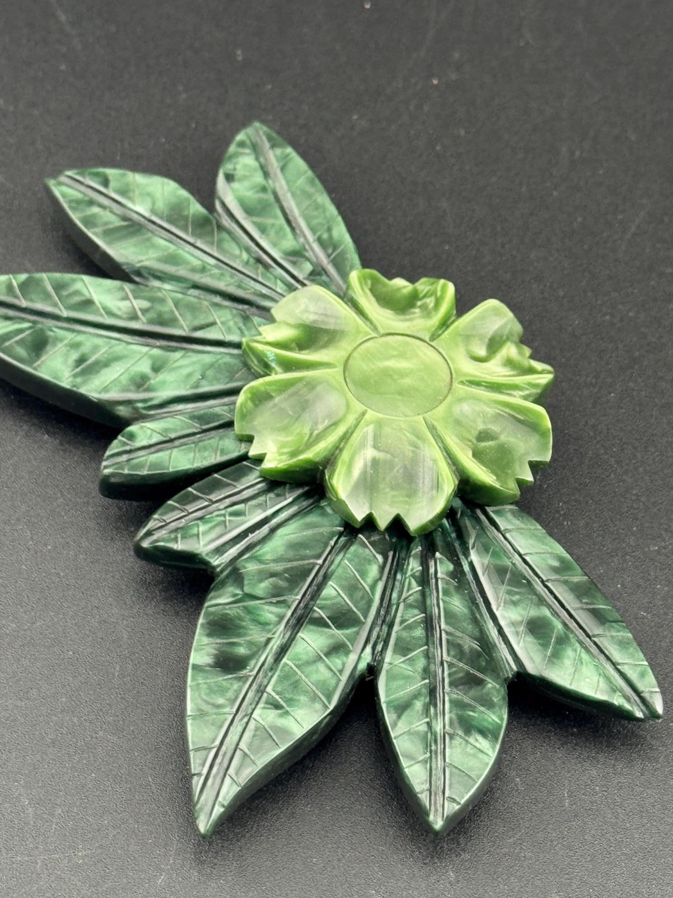 Very Large Antique Vintage Art Deco Bakelite Celluloid Early Plastic GREEN Art Deco Geometric Belt Buckle 1920s 1930s Sewing Haberdashery