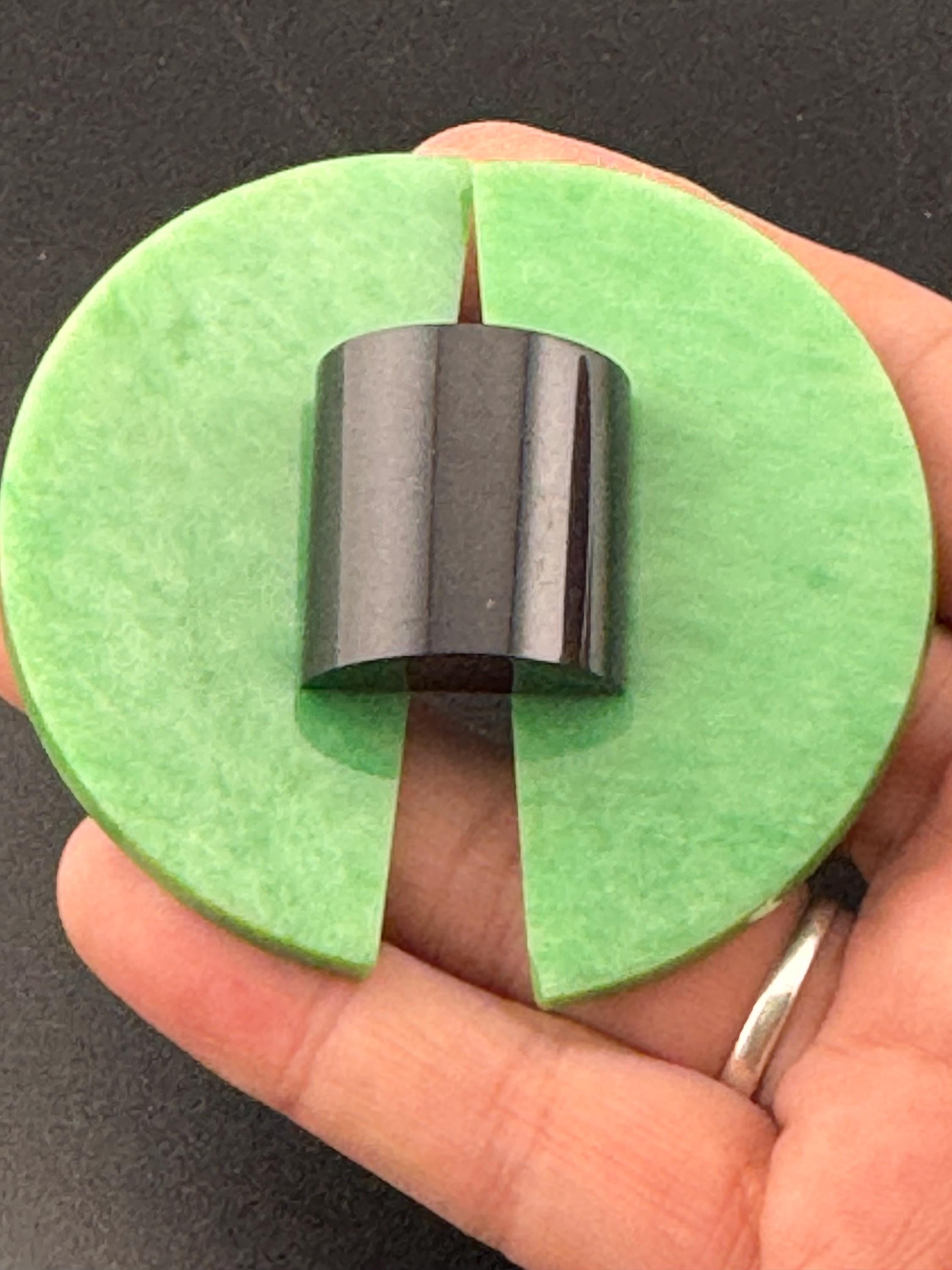 Large Antique Art Deco Bakelite Celluloid round Early Plastic black and GREEN Art Deco Geometric Belt Buckle 1920s 1930s Sewing Haberdashery