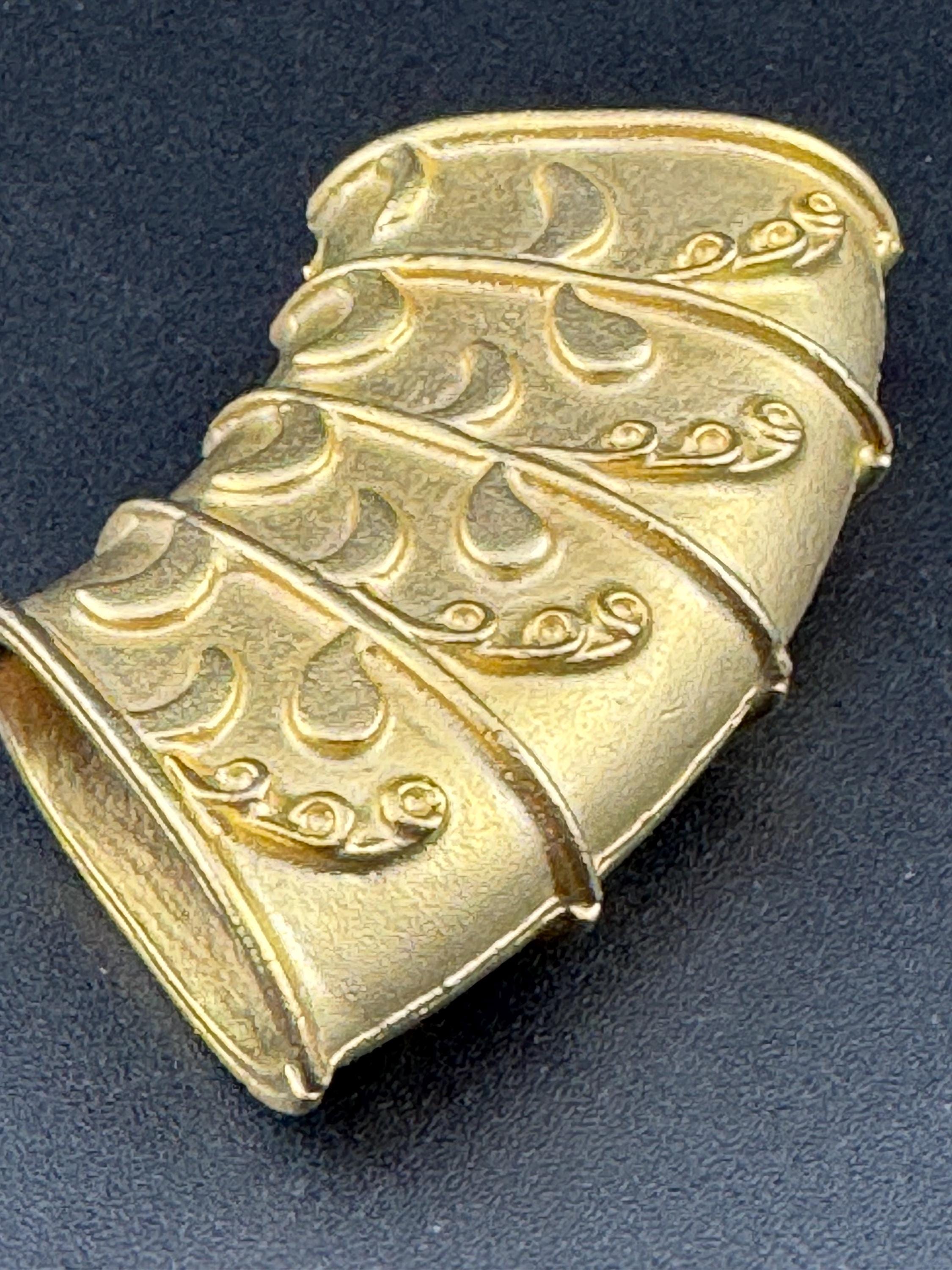 Y2K classic Etruscan Matt Gold Tone oversized tube style large Scarf ring