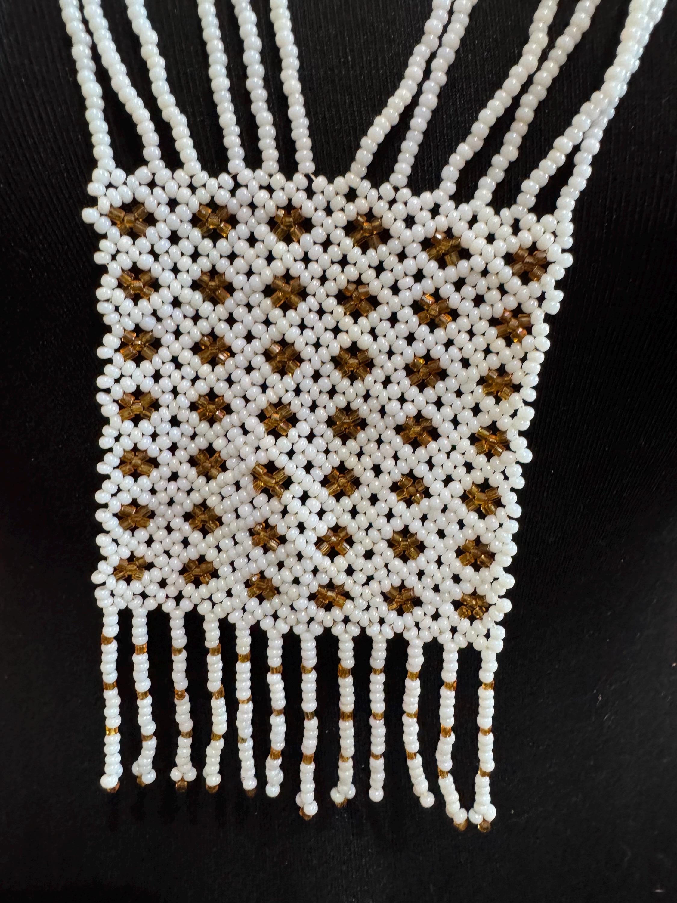 Stunning Vintage white pearlised and gold glass seed bead long pendant necklace art deco style
