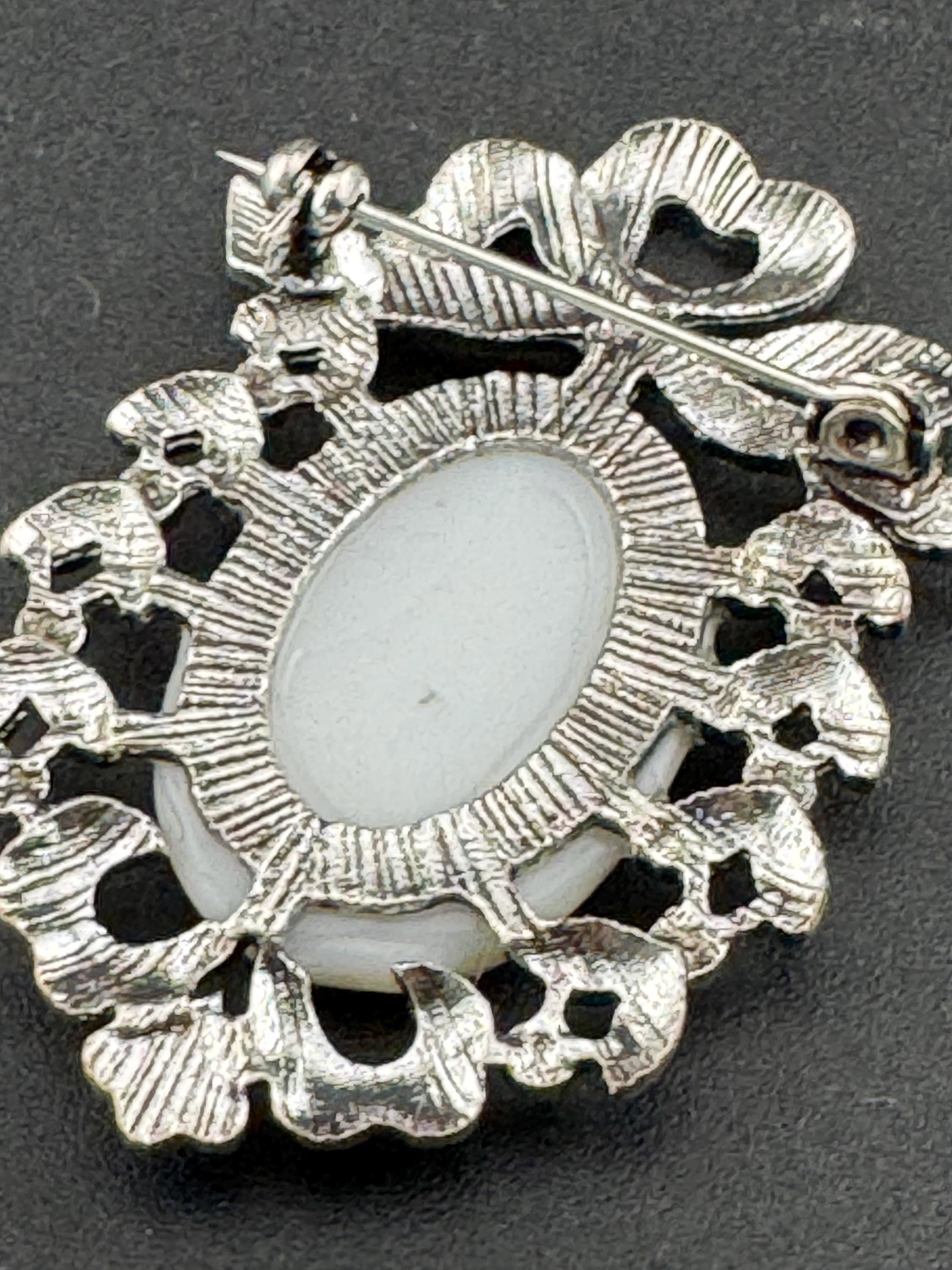 Vintage style handmade MONA LISA brooch with antique silver tone ornate frame using vintage ceramic German cabochons