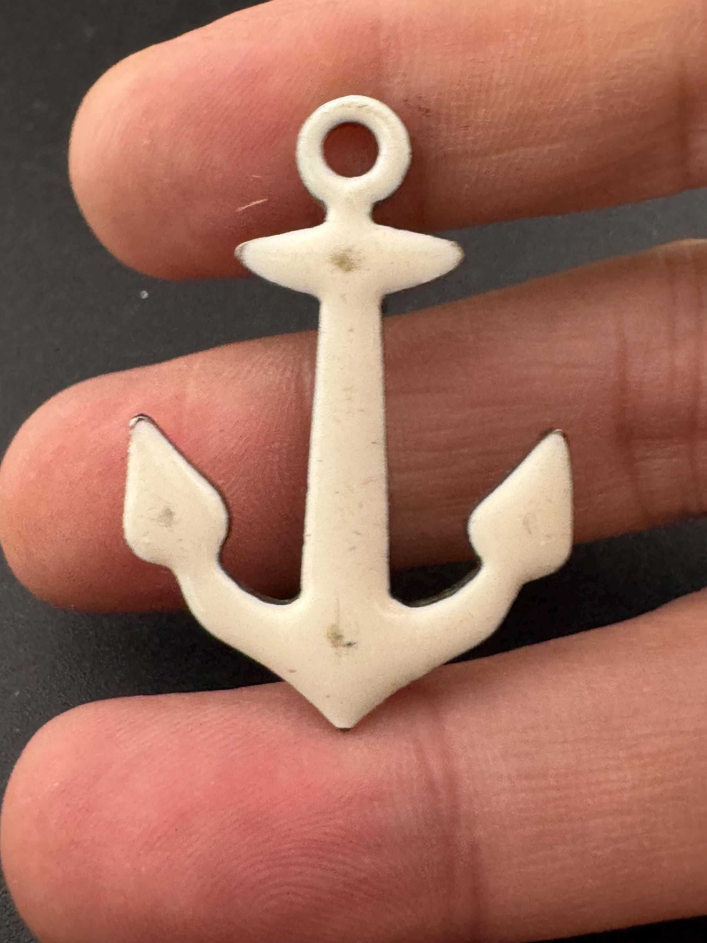 Small 4cm Vintage off white enamel silver tone ANCHOR Brooch seaside seafaring captain nautical