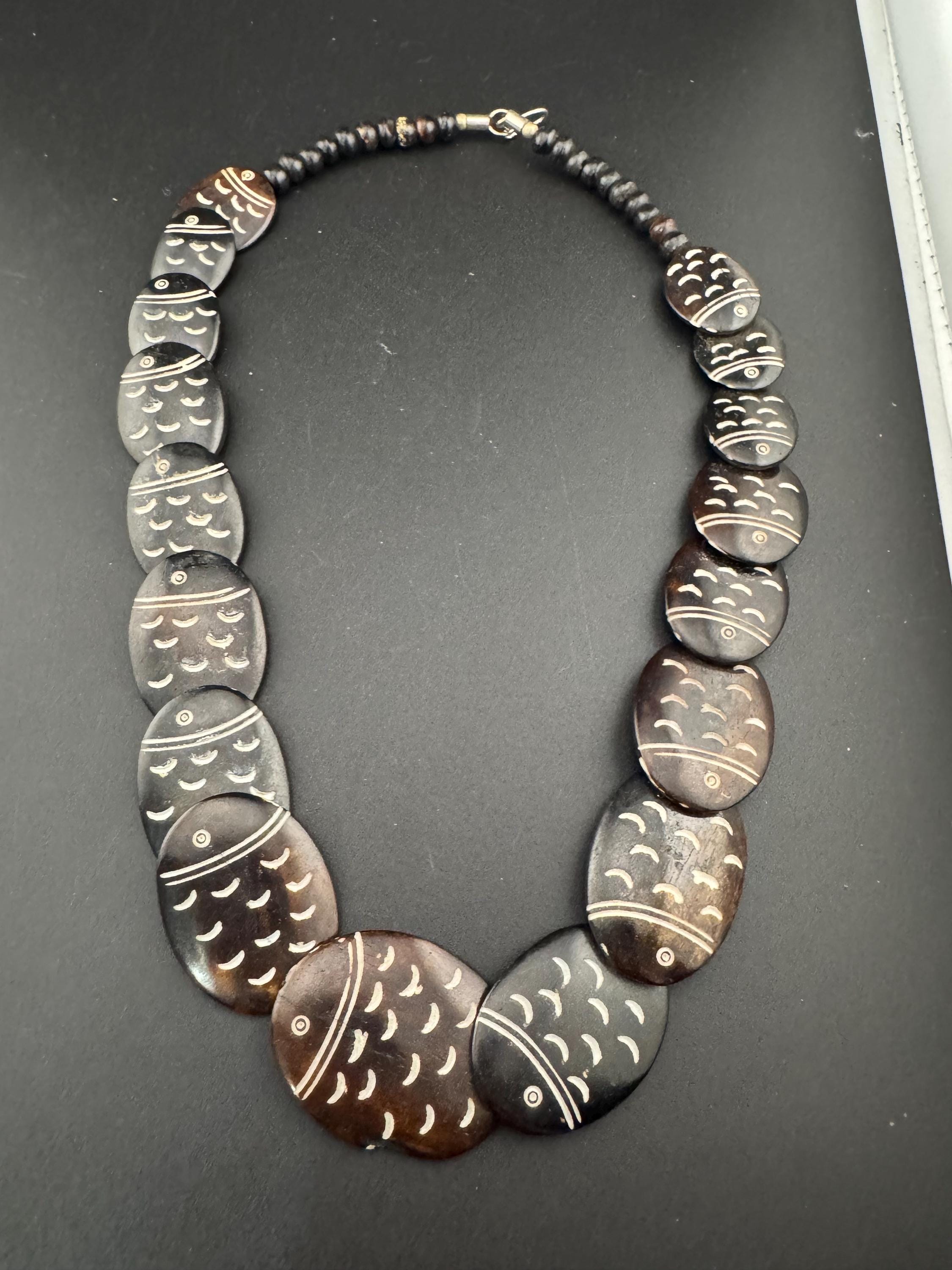 vintage brown soap stone panel link beaded fish design collar necklace 59cm