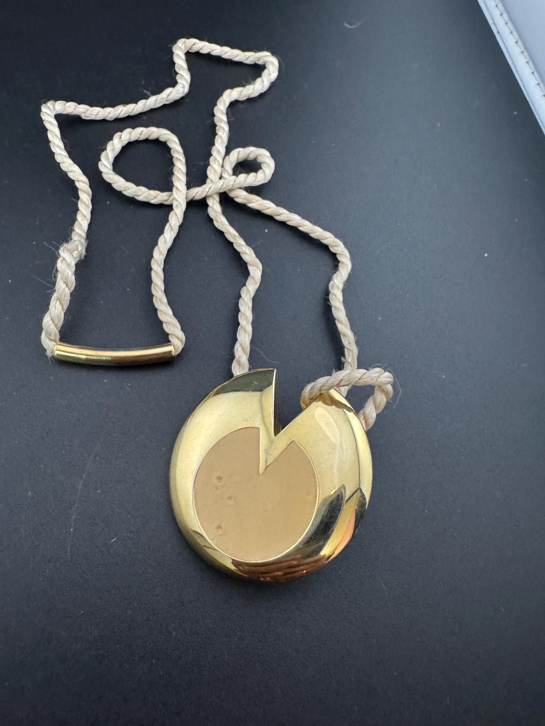 Signed Madame Rochas Paris designer cream Enamel rope pendant Gold plated necklace