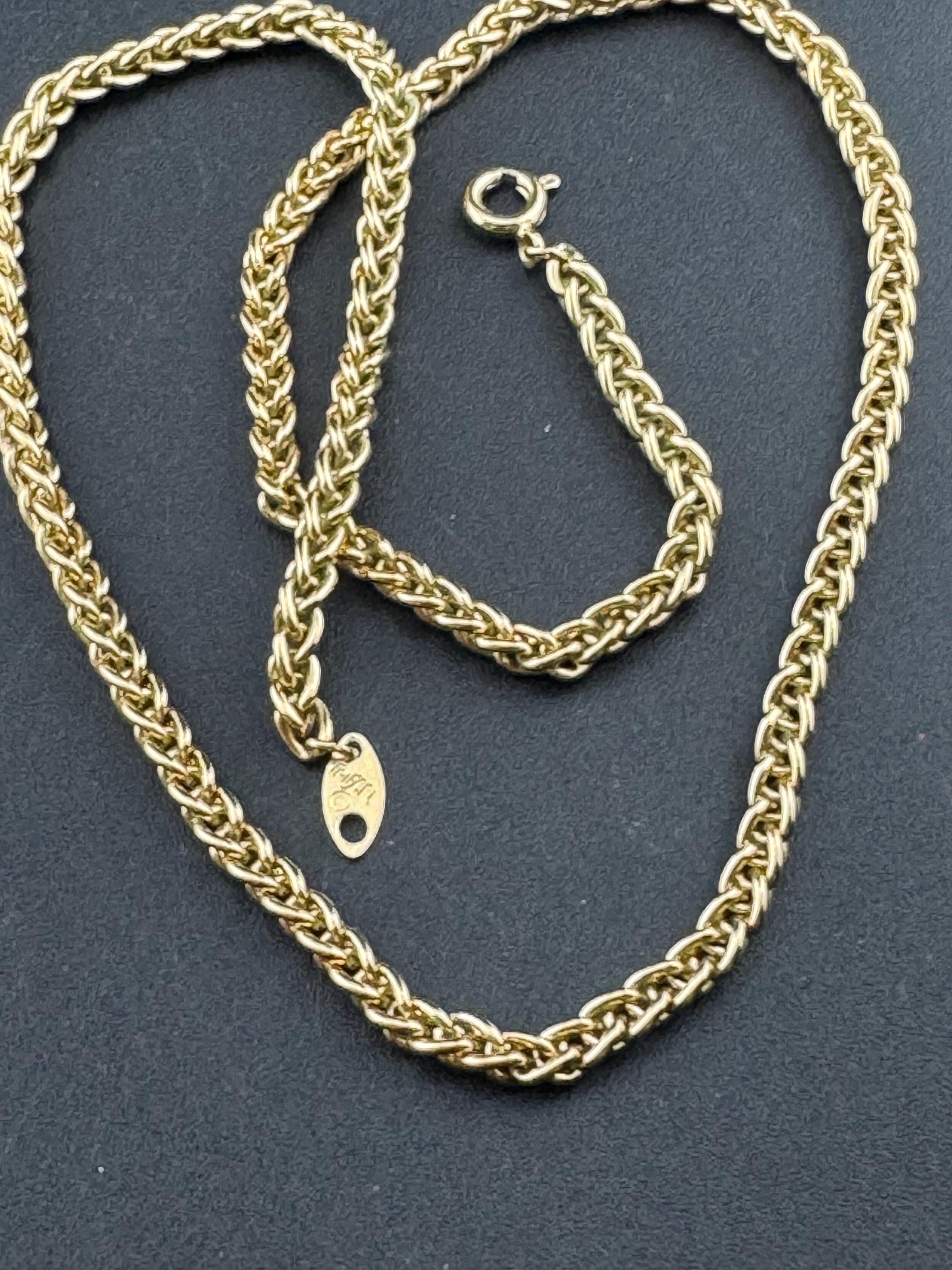 Signed TRIFARI designer Vintage Gold Tone short wheat chain necklace 40cm