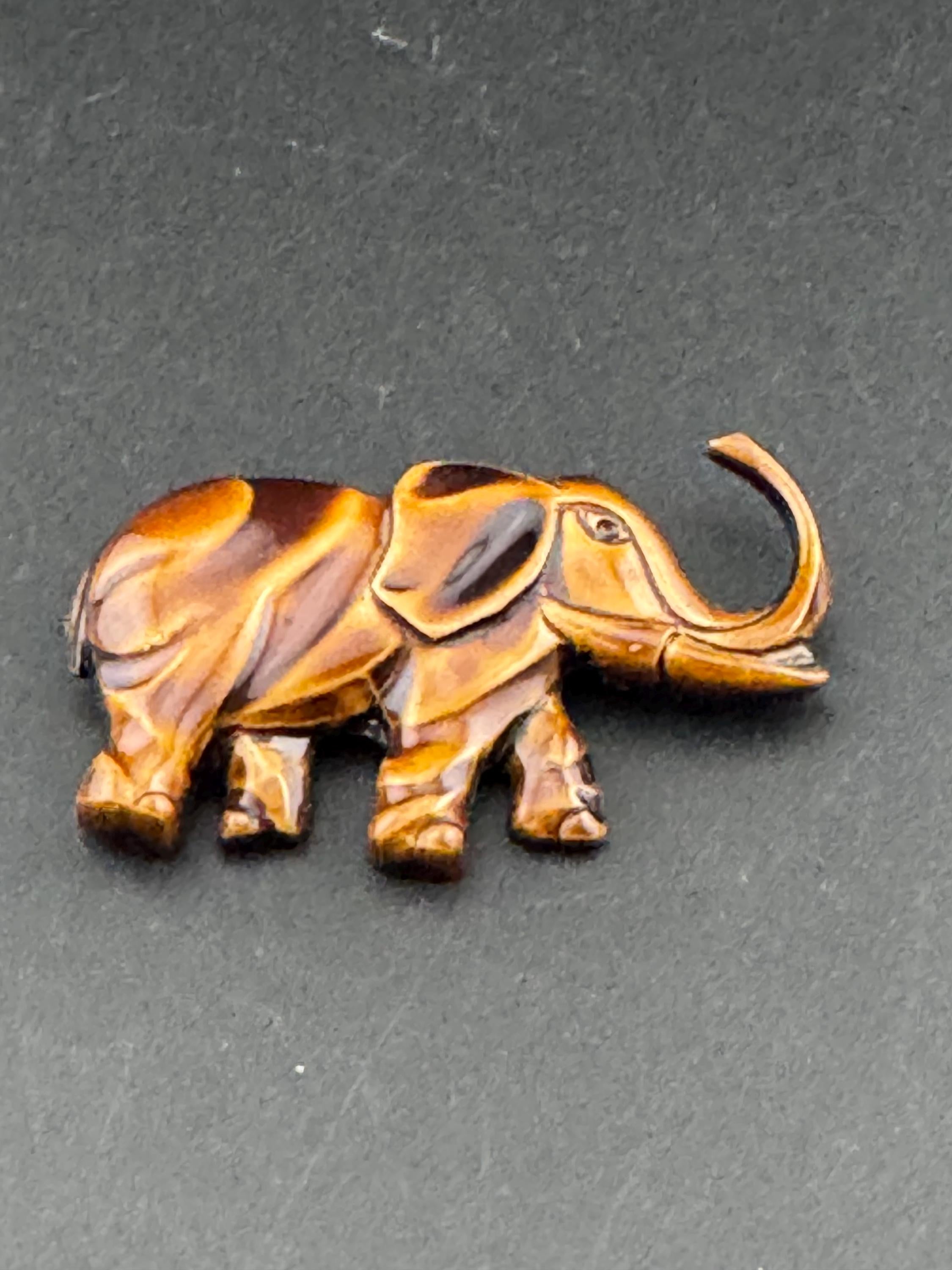 Vintage Italian Early Plastic brown Elephant brooch mid century