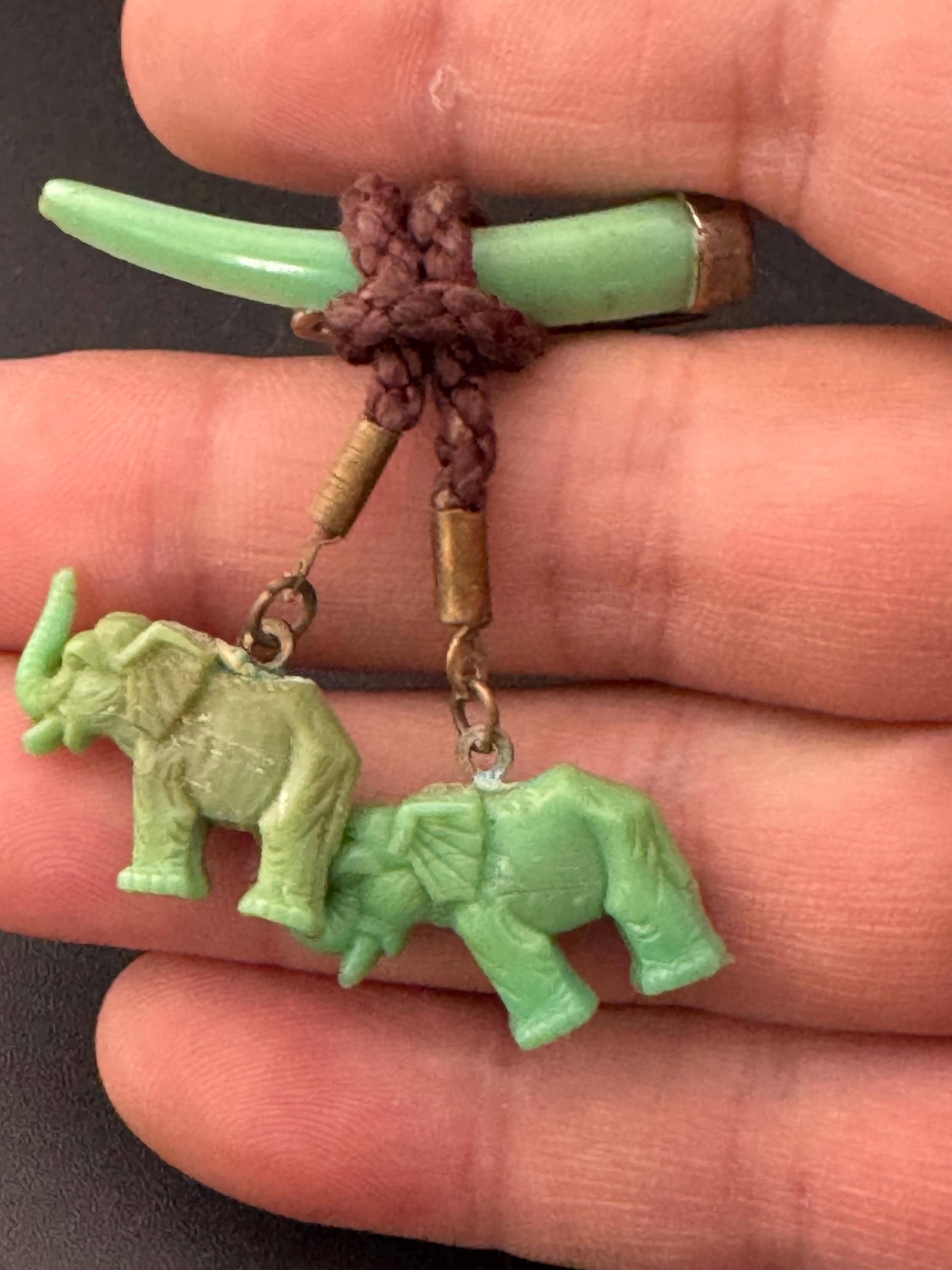 Vintage Celluloid Early Plastic Green dangly Elephant brooch 1920s
