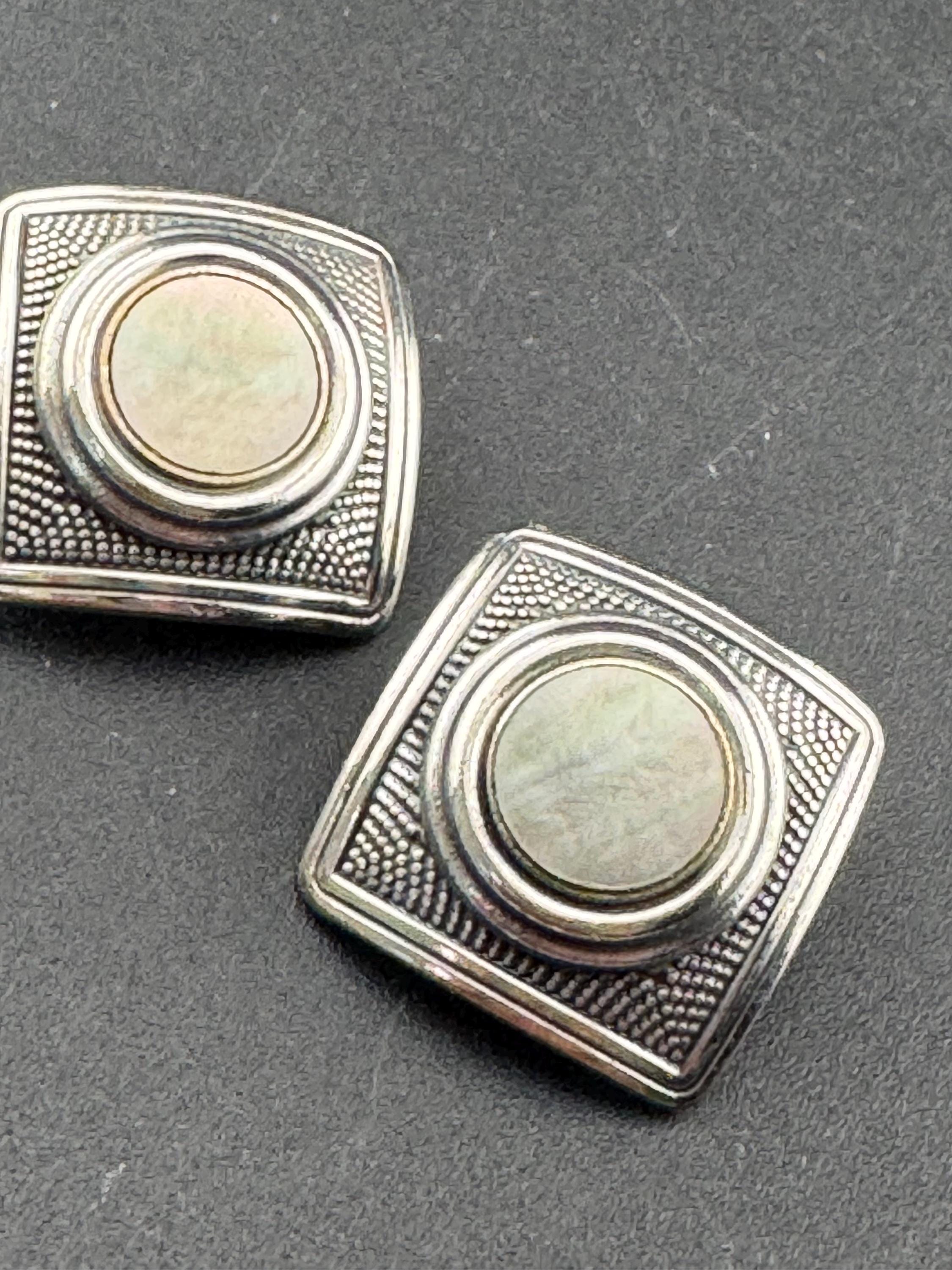 Vintage signed Ermani bulatti art nouveau style silver tone  square mother of pearl clip on earrings, studs