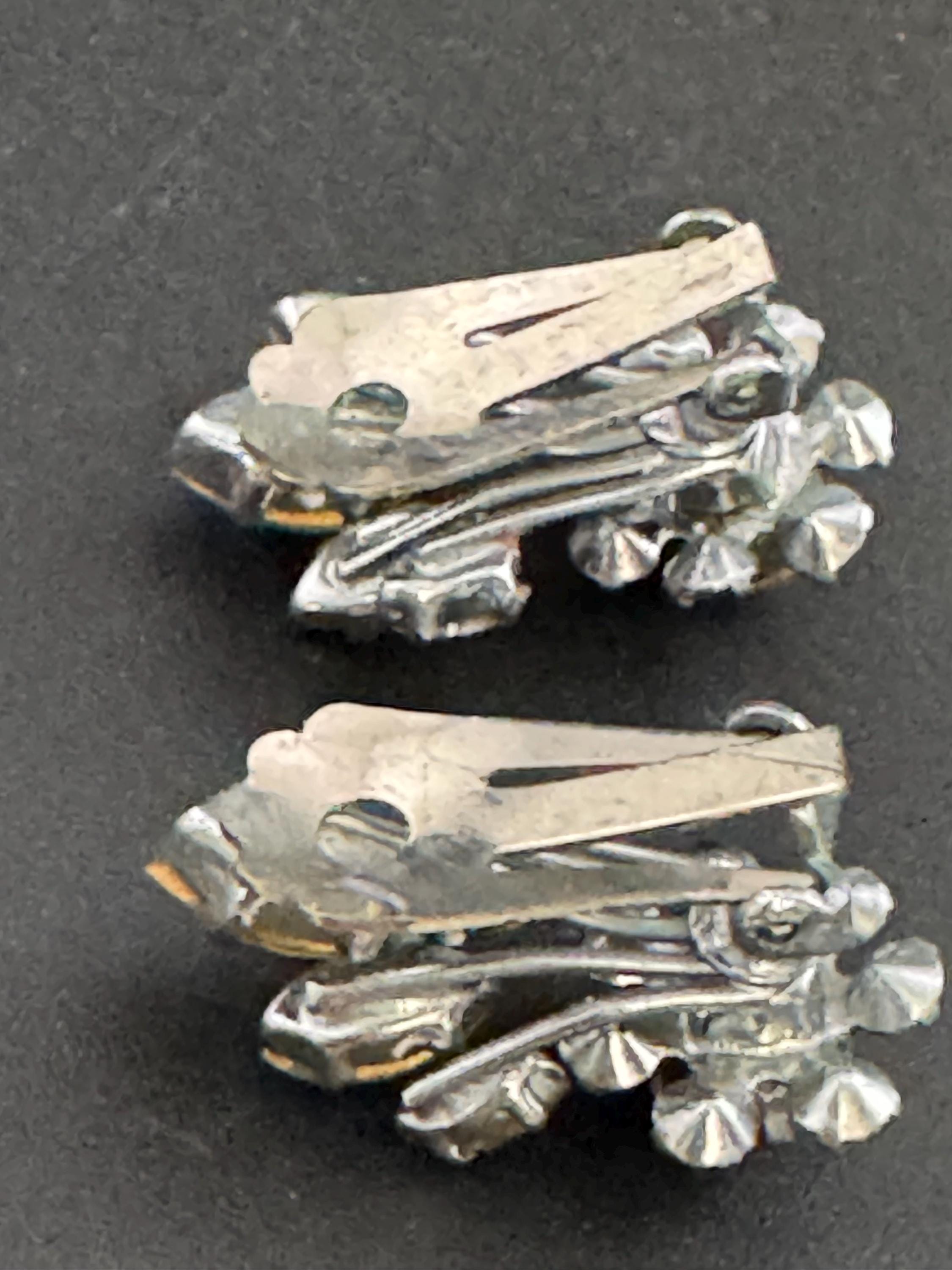 vintage clear Diamanté Rhinestone Clip On stud Earrings mid century