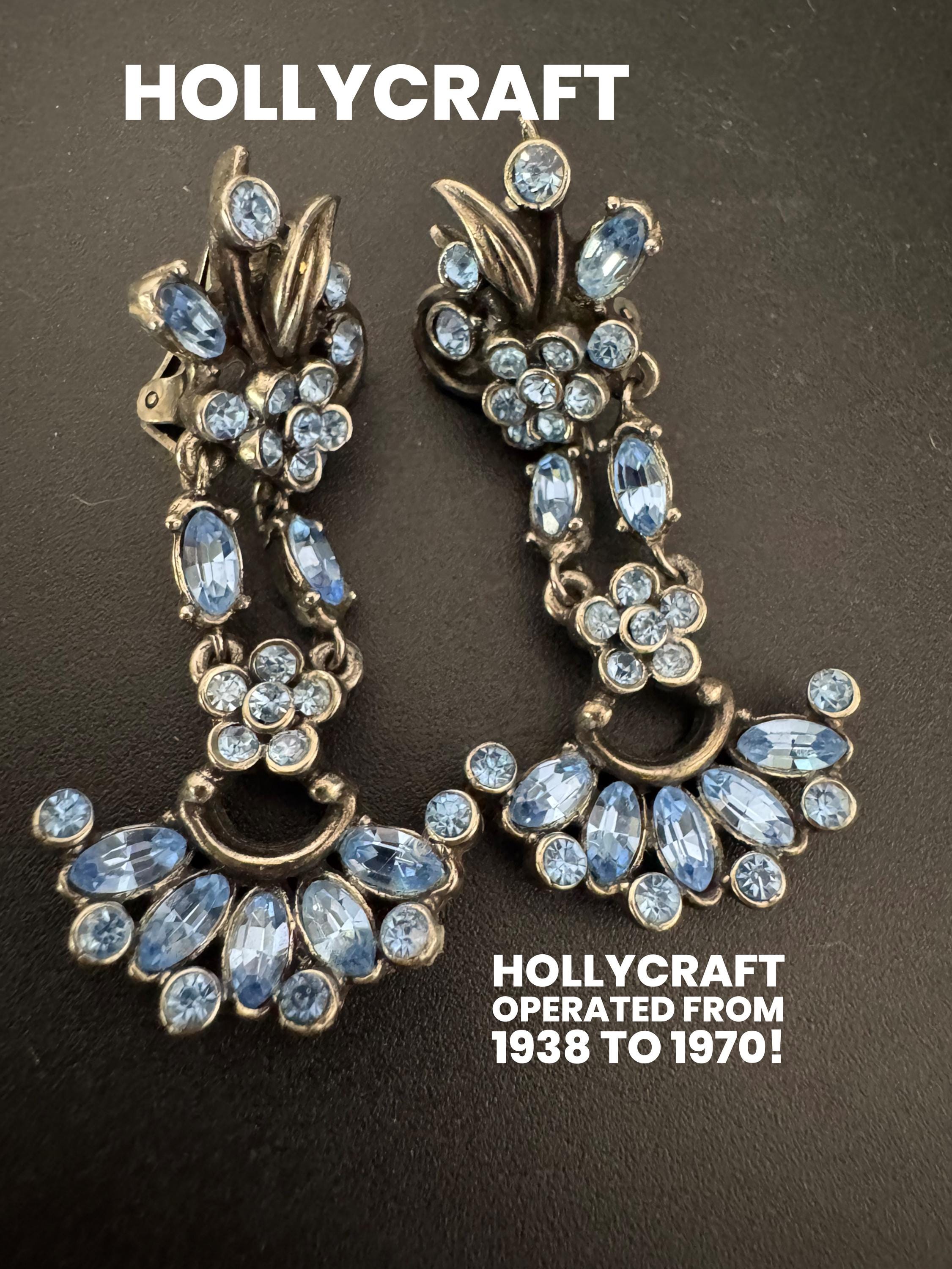 Signed HOLLYCRAFT sapphire blue rhinestone diamanté long drop  articulated earrings Vintage silver tone