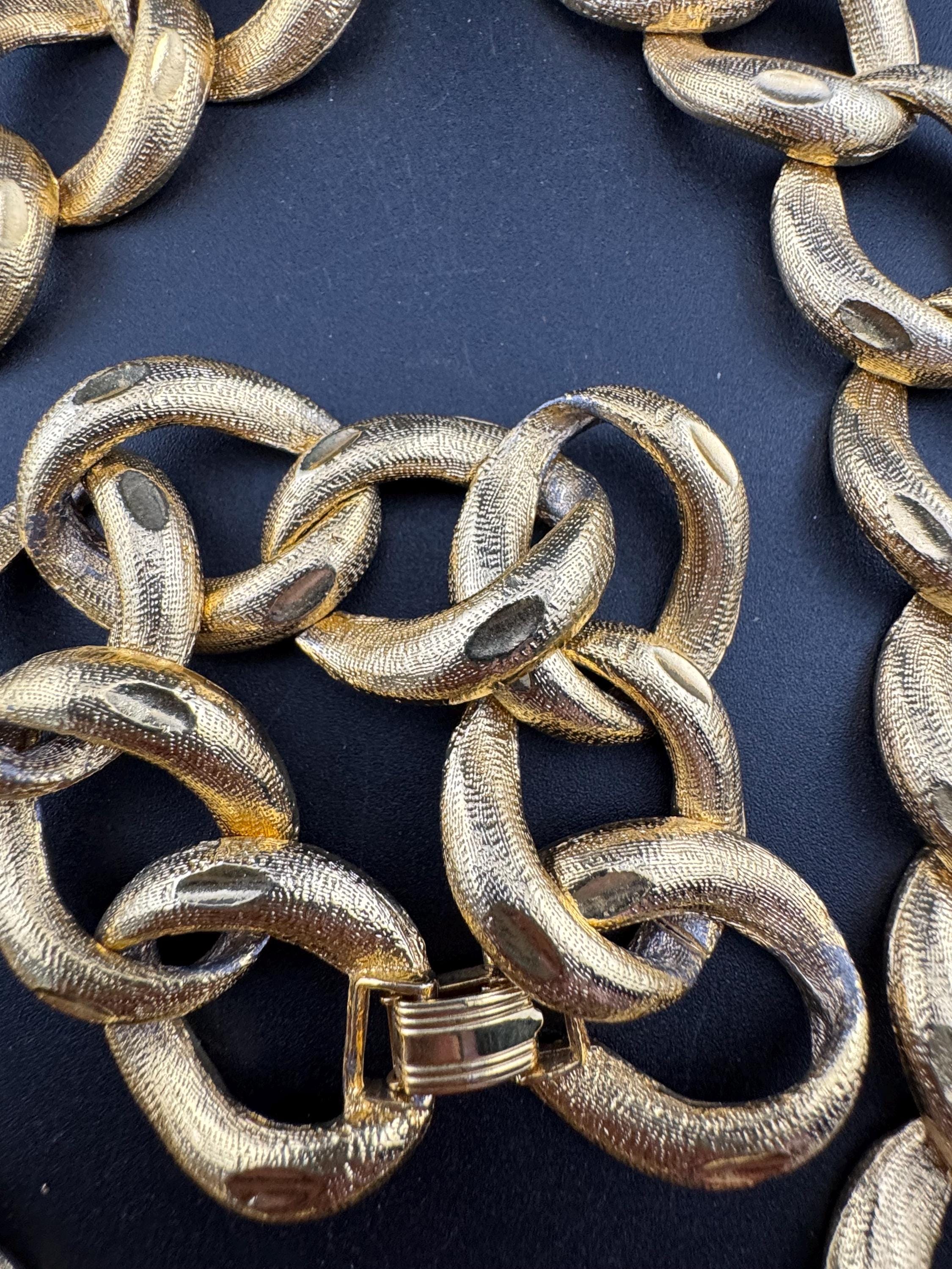 vintage weighty gold tone chunky wide chain link necklace and bracelet jewellery set