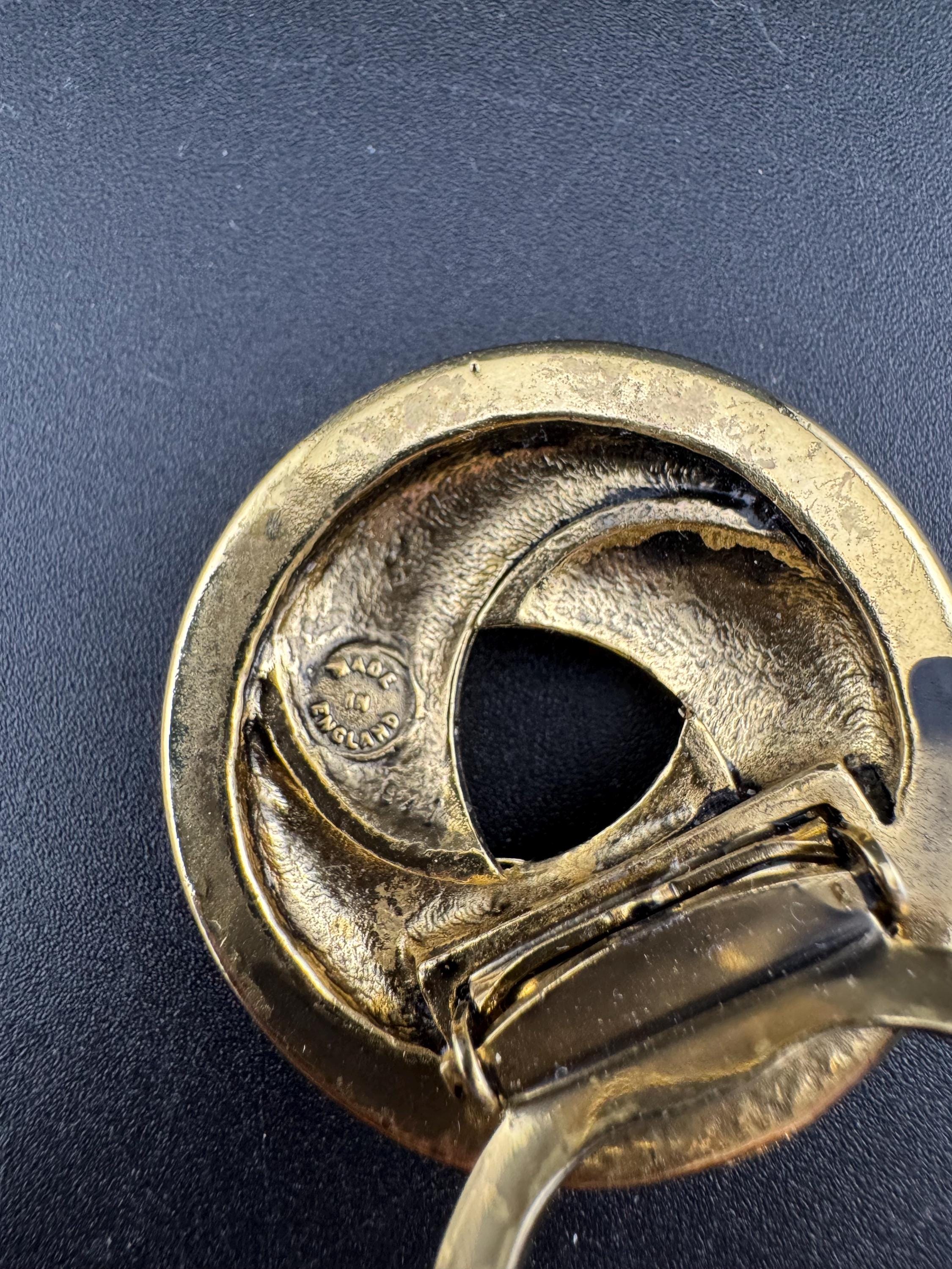 Vintage Gold Tone modernist brutalist textured Scarf Clip