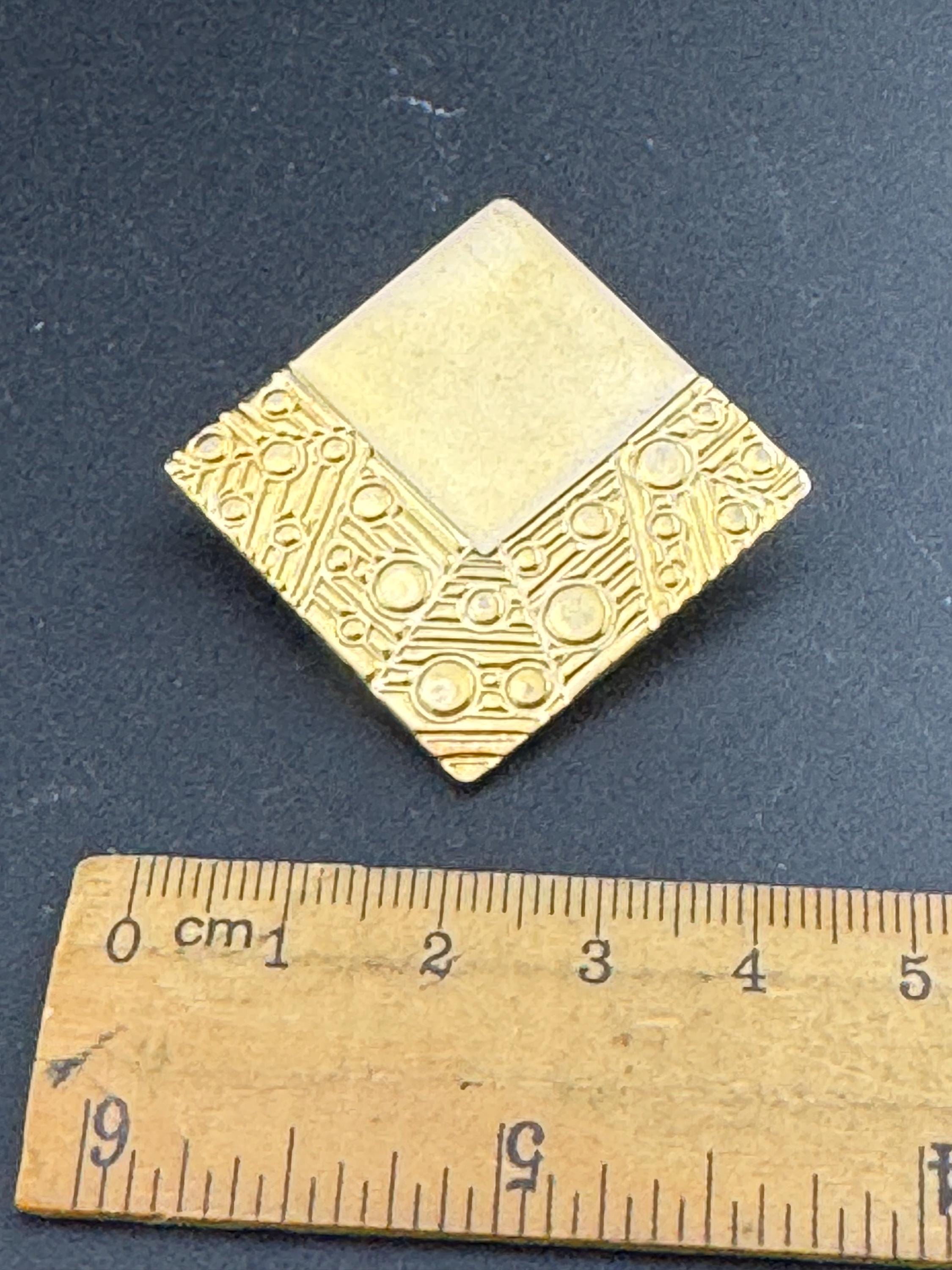 Vintage Gold Tone modernist brutalist textured square Scarf Clip