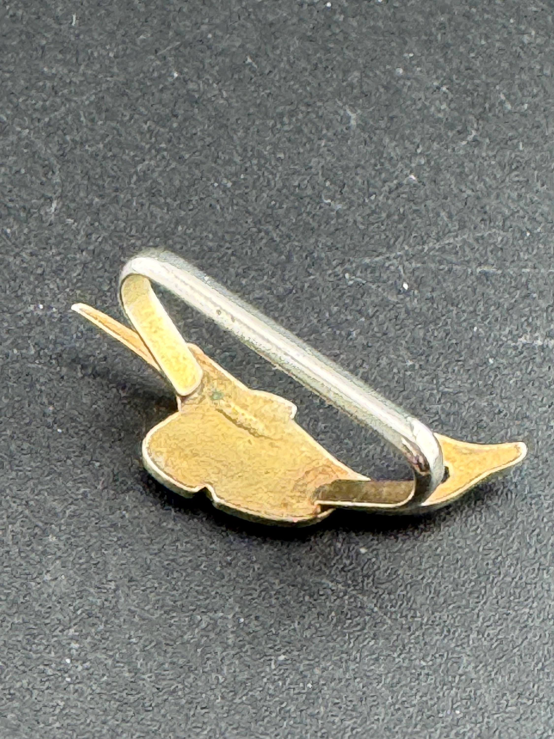 Vintage dainty Gold Tone nautical flying fish Scarf Clip ring