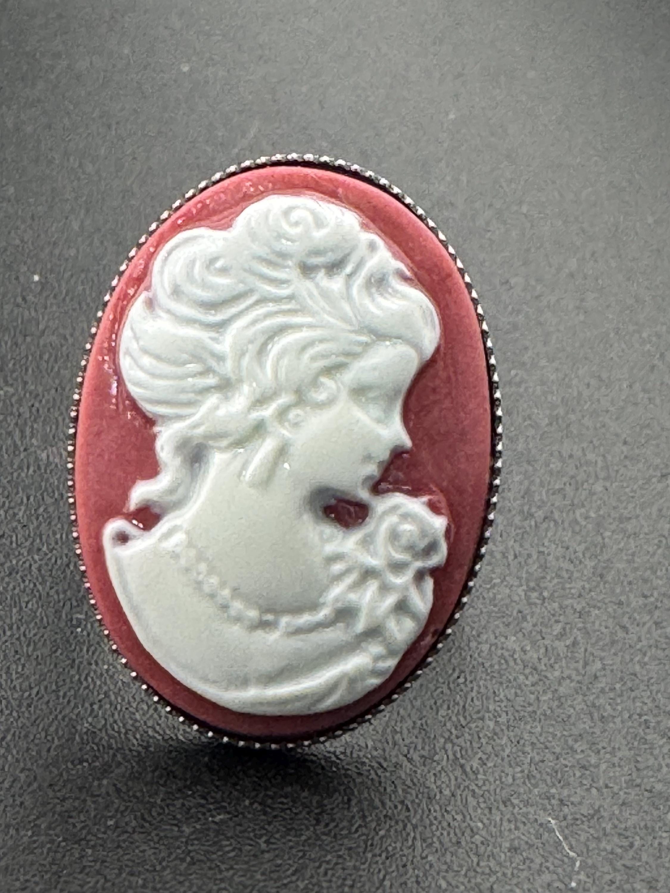 Antique style terracotta red brown  resin cameo lady ring adjustable non tarnish stainless steel